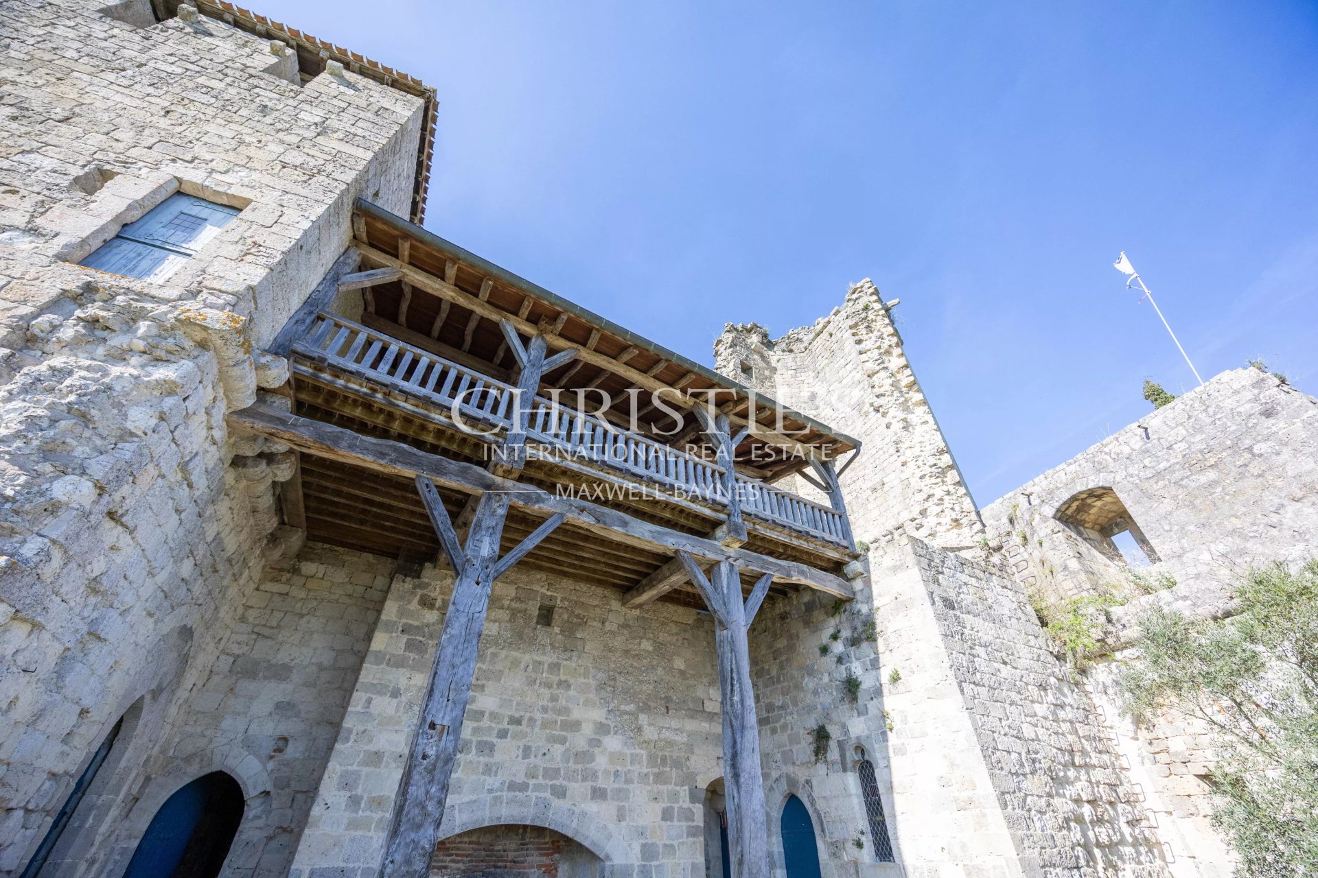 7 Bedroom Chateau's Image 14