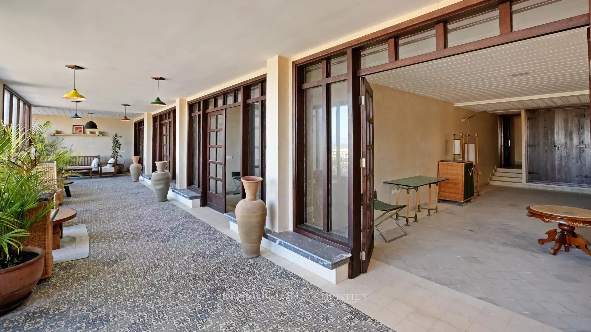 6 Bedroom Villa/Townhouse's Image 22