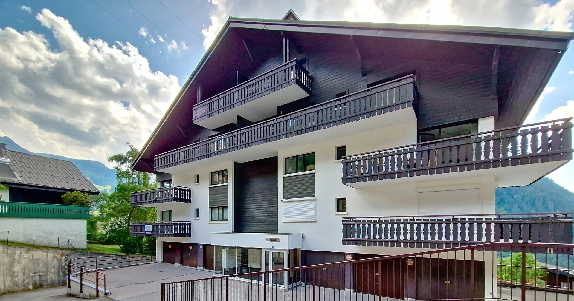 NOUVEAU PRIX VENTE - 2 PIECES PROCHE CENTRE CHATEL