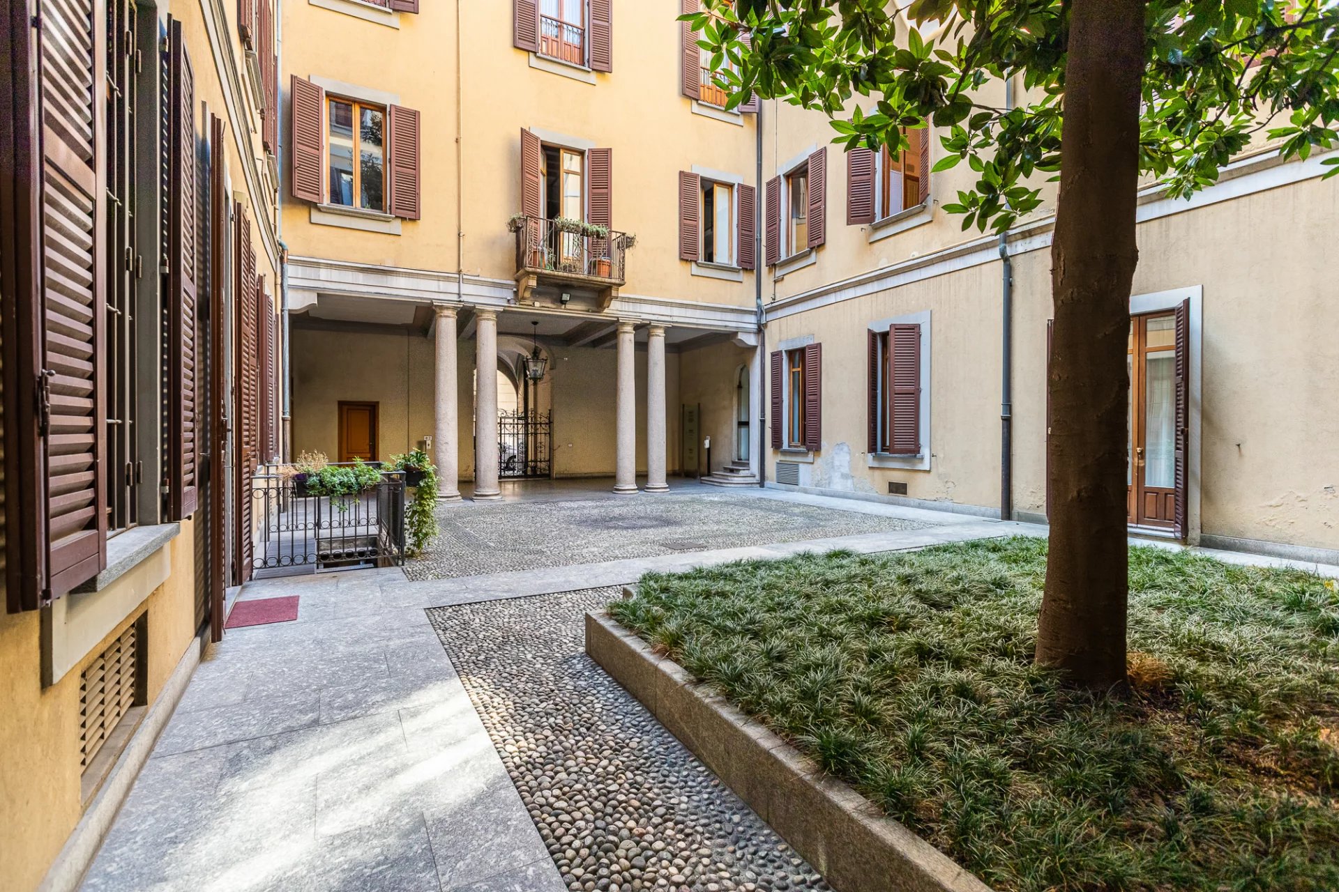 PIAZZA BORROMEO - SANTA MARTA AD.ZE - CORSO MAGENTA