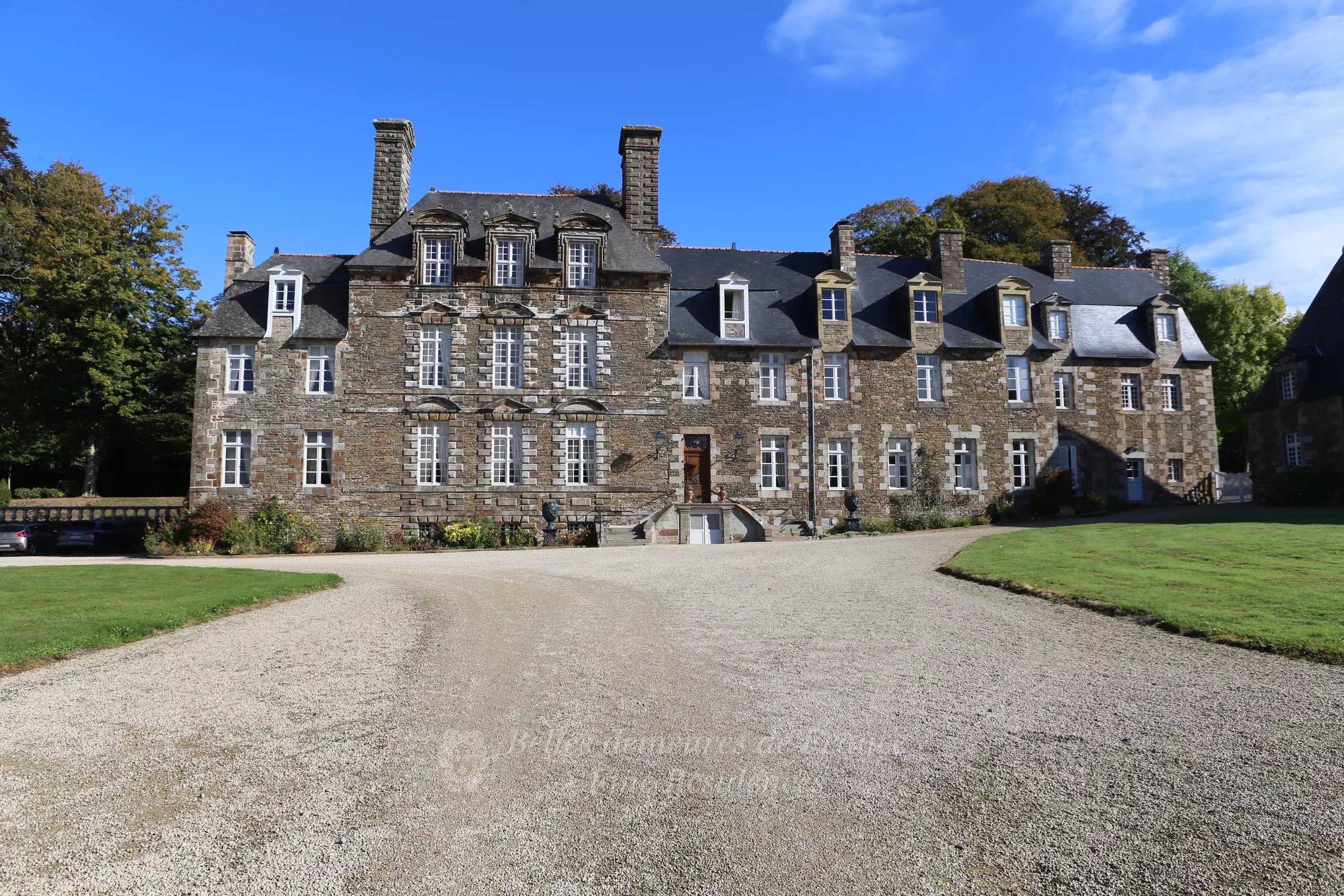 Exclusivité - Château d’exception en Normandie, joyau patrimonial aux portes du Mont-Saint-Michel