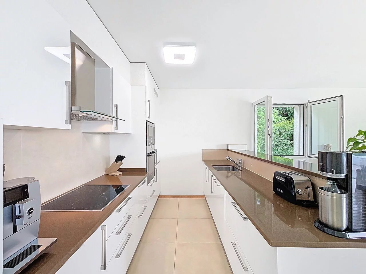 Attique moderne avec terrasse panoramique