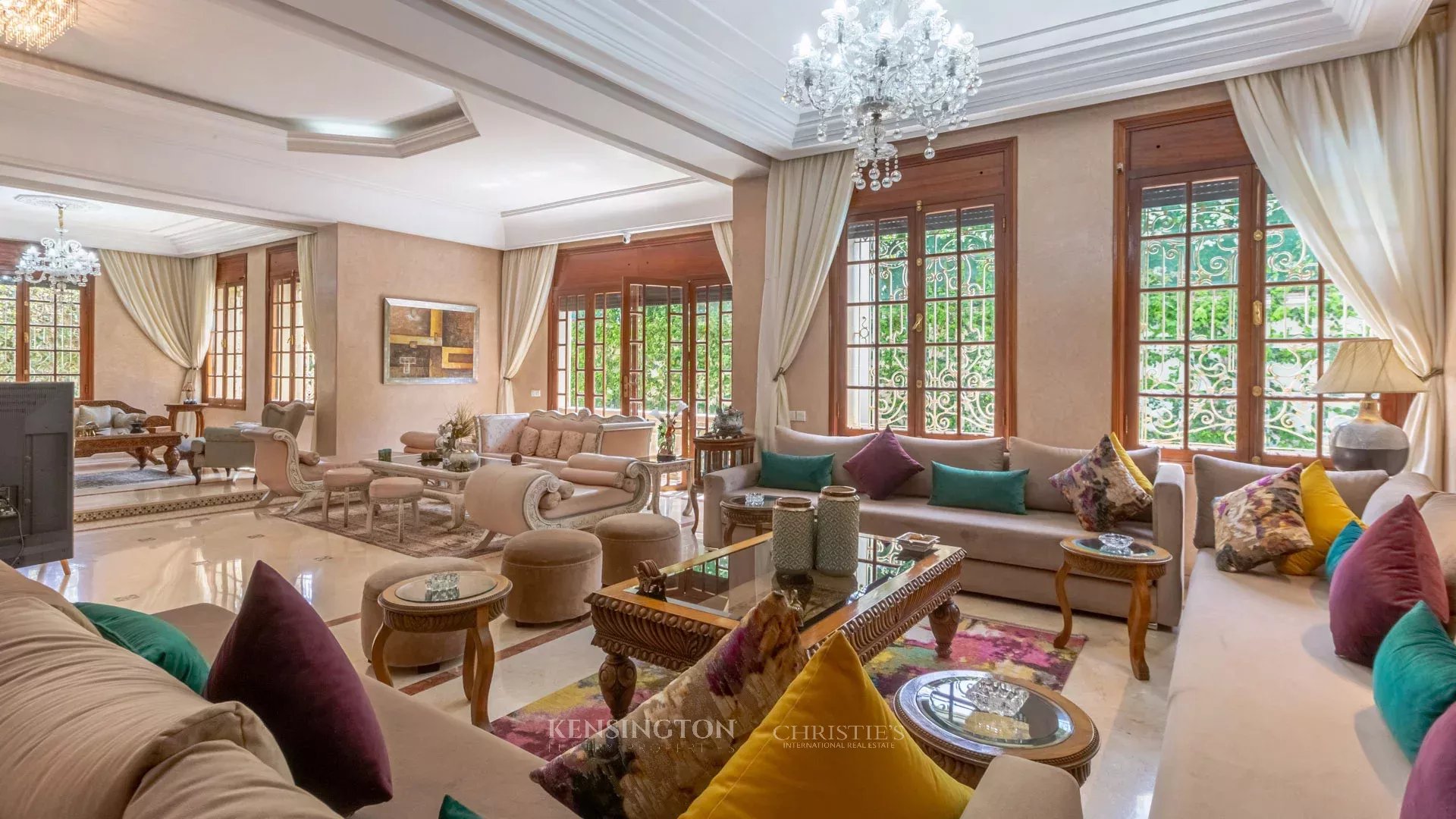 4 Bedroom Villa/Townhouse's Image 7