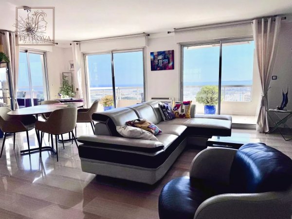 Luxury 2-Bedroom Apartment Nice | Prestigious Family Estate Investment — photo 1