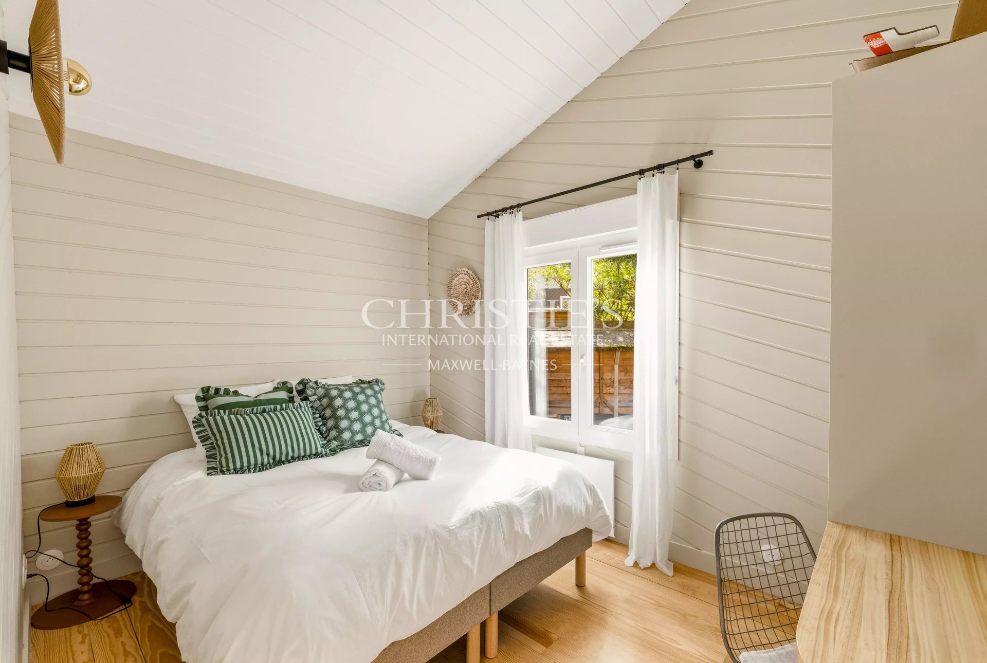 6 Bedroom Villa/Townhouse's Image 17