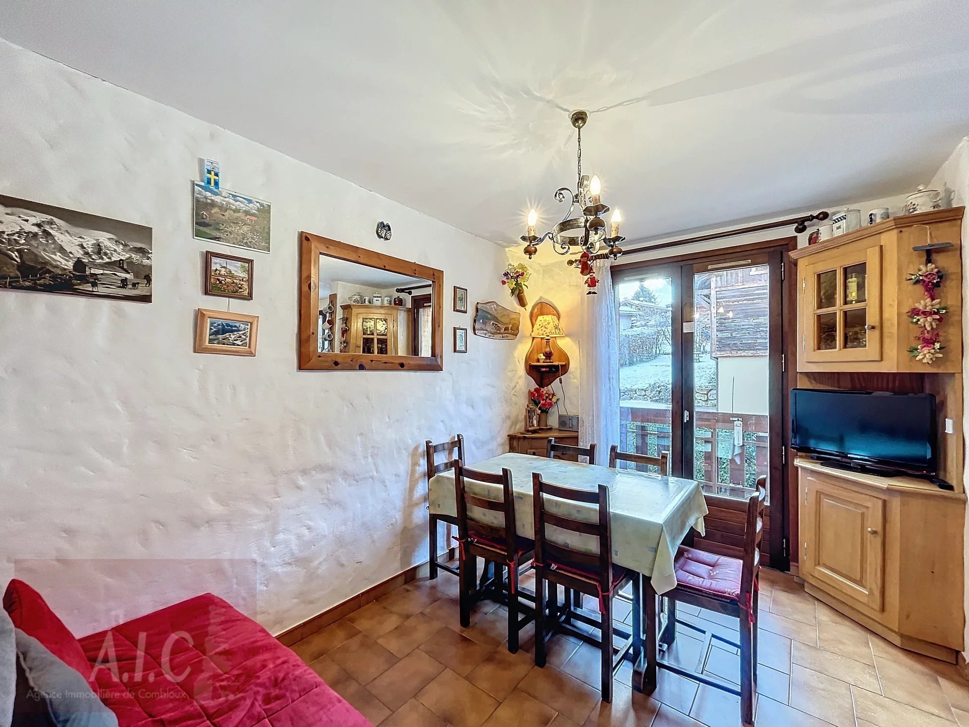 Agence immobilière de SOCIÉTÉ NOUVELLE A.I.C. 