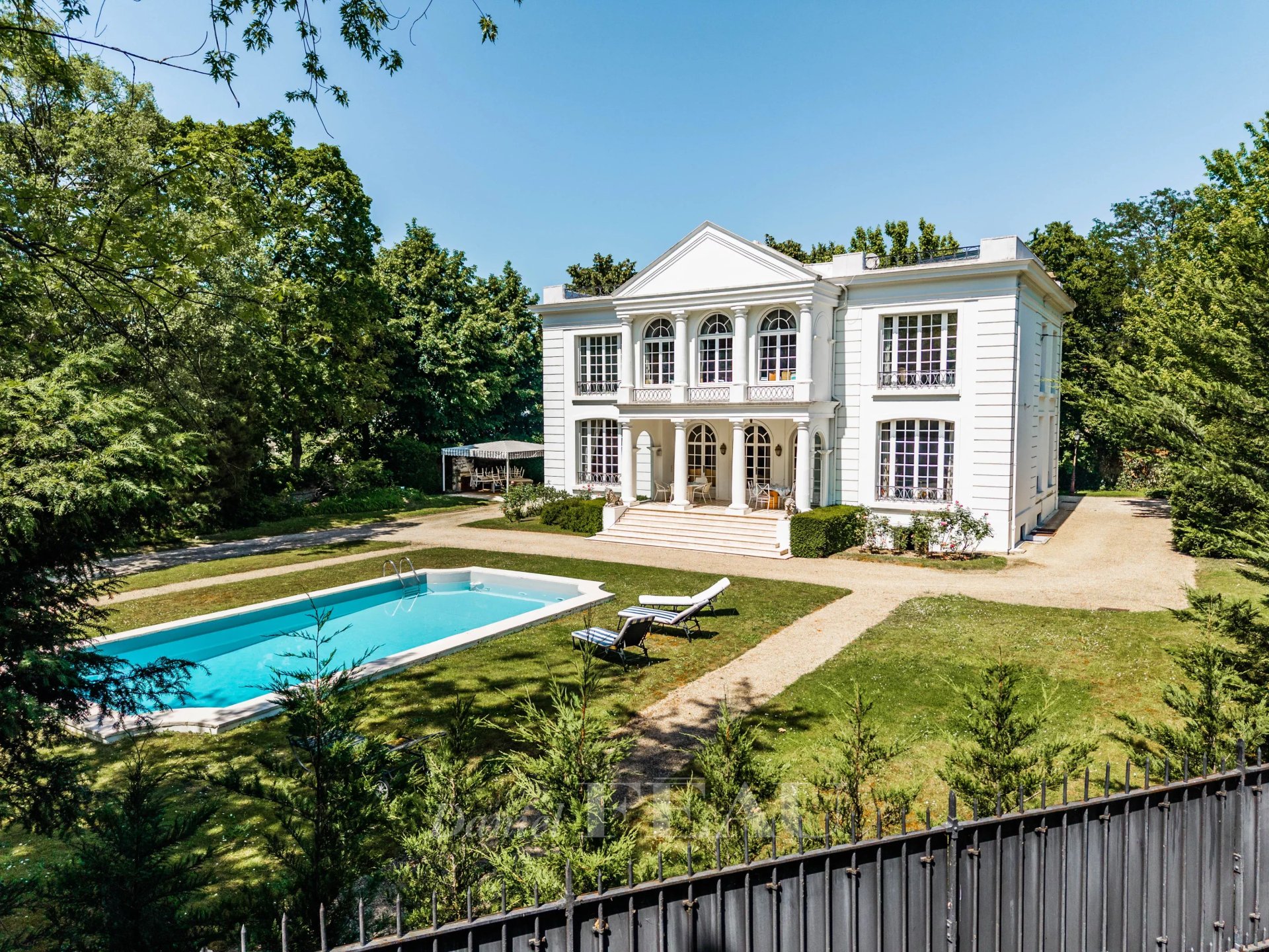 4 Bedroom Villa/Townhouse's Image 20