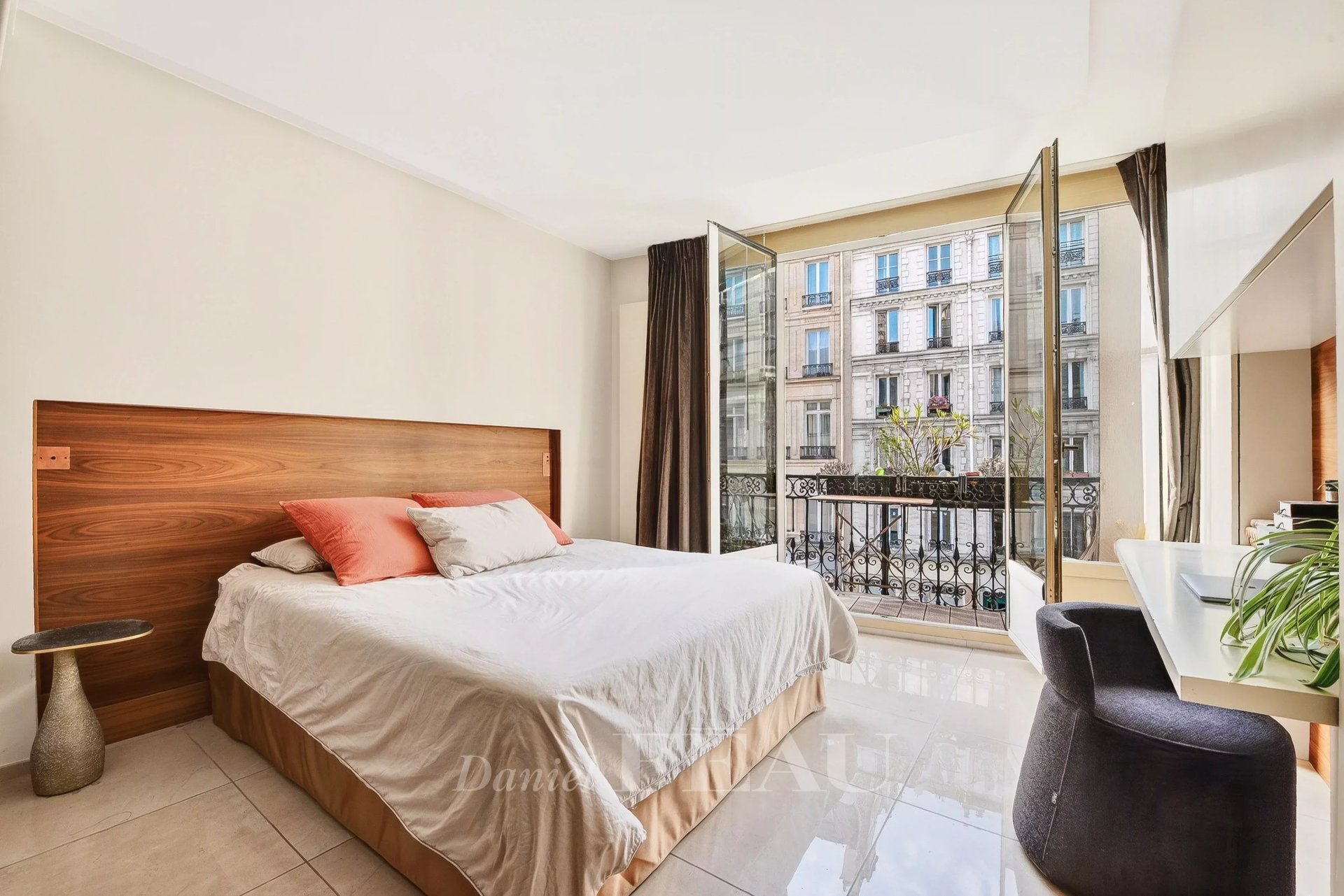 1 Bedroom Apartment/Flat's Image 3