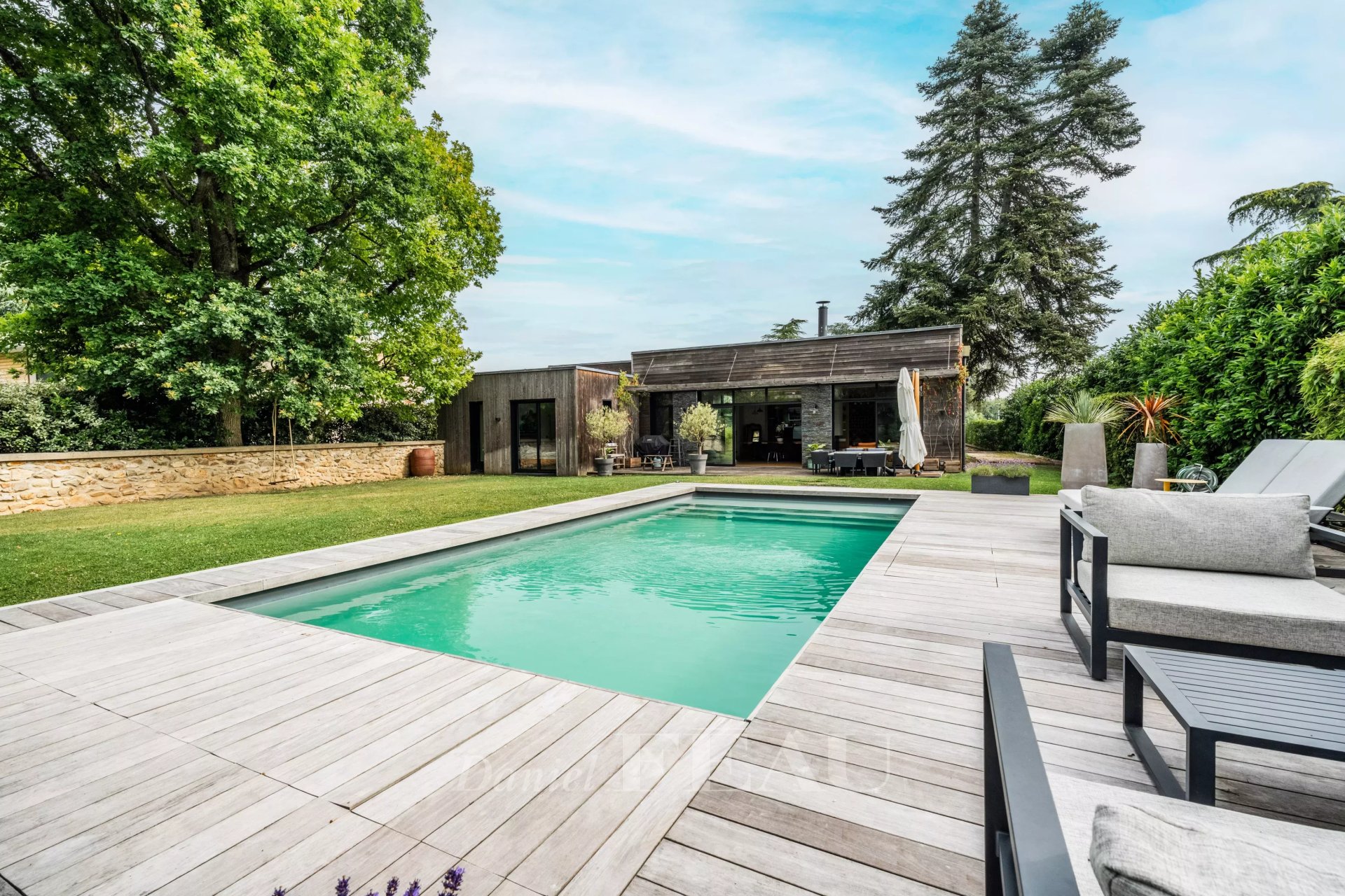 4 Bedroom Villa/Townhouse's Image 13