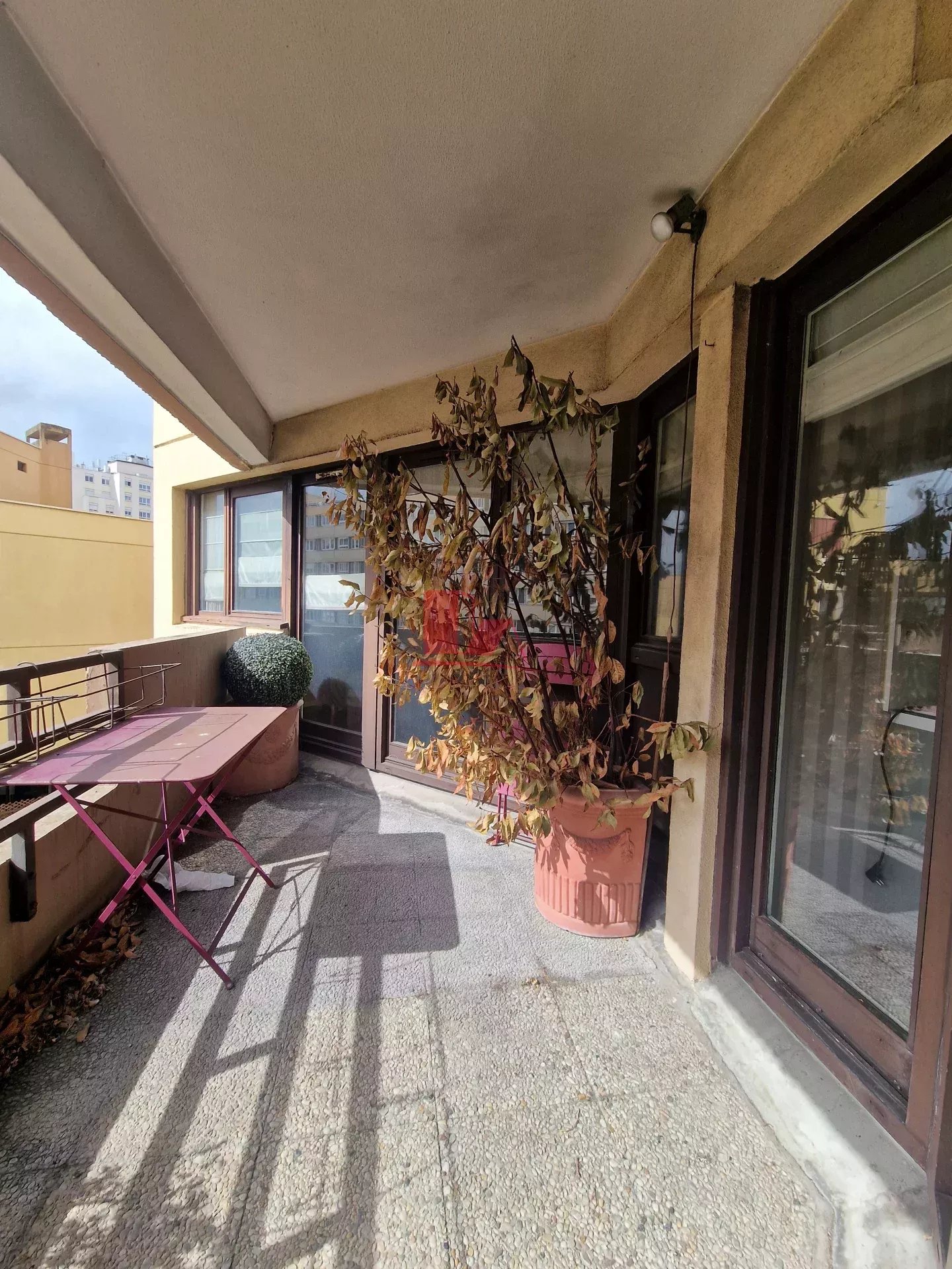 3P 80 m² + loggia  5 min métro Malakoff - Plateau de Vanves
