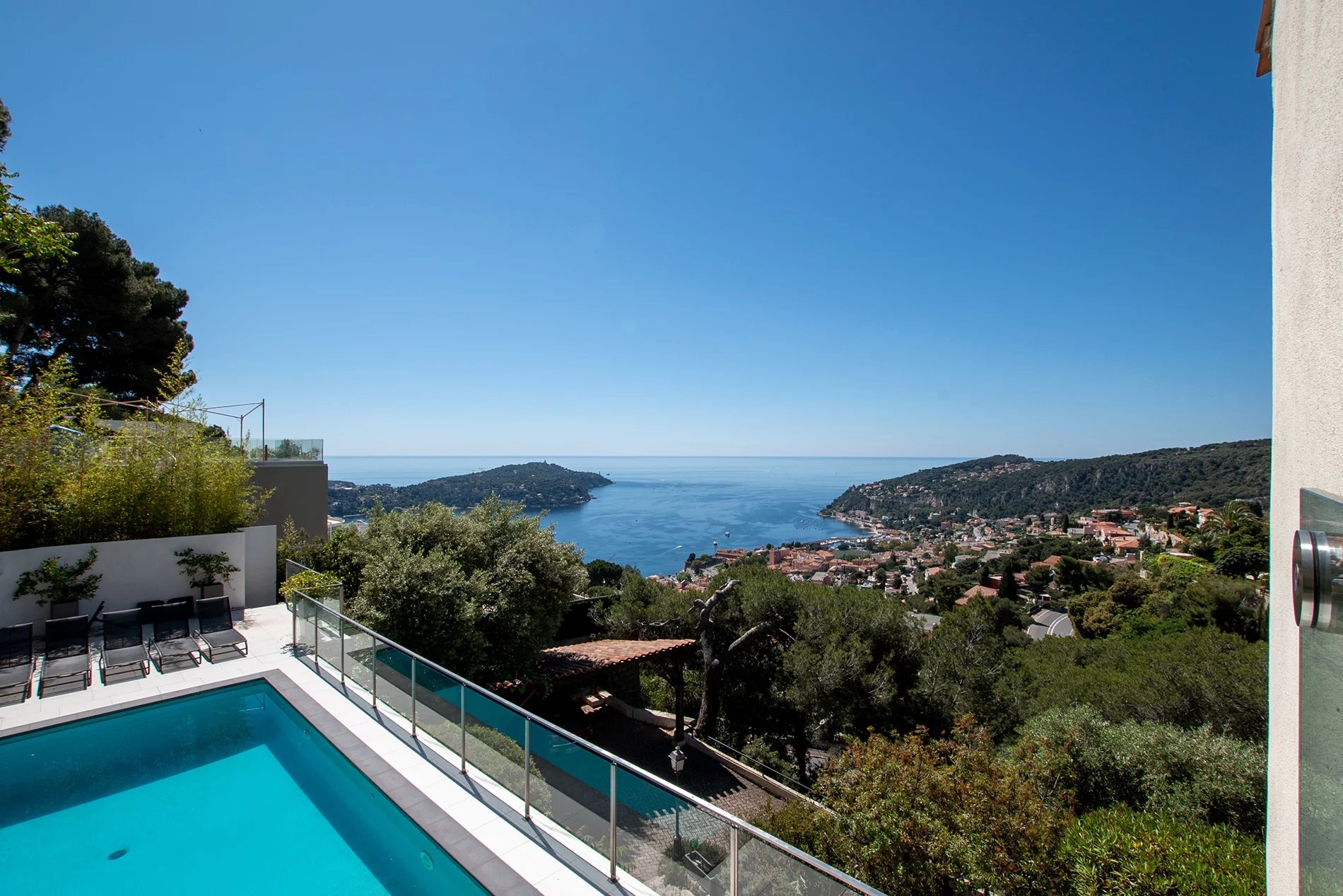 For Rent Villefranche sure mer - 4 bedroomed villa with sea views