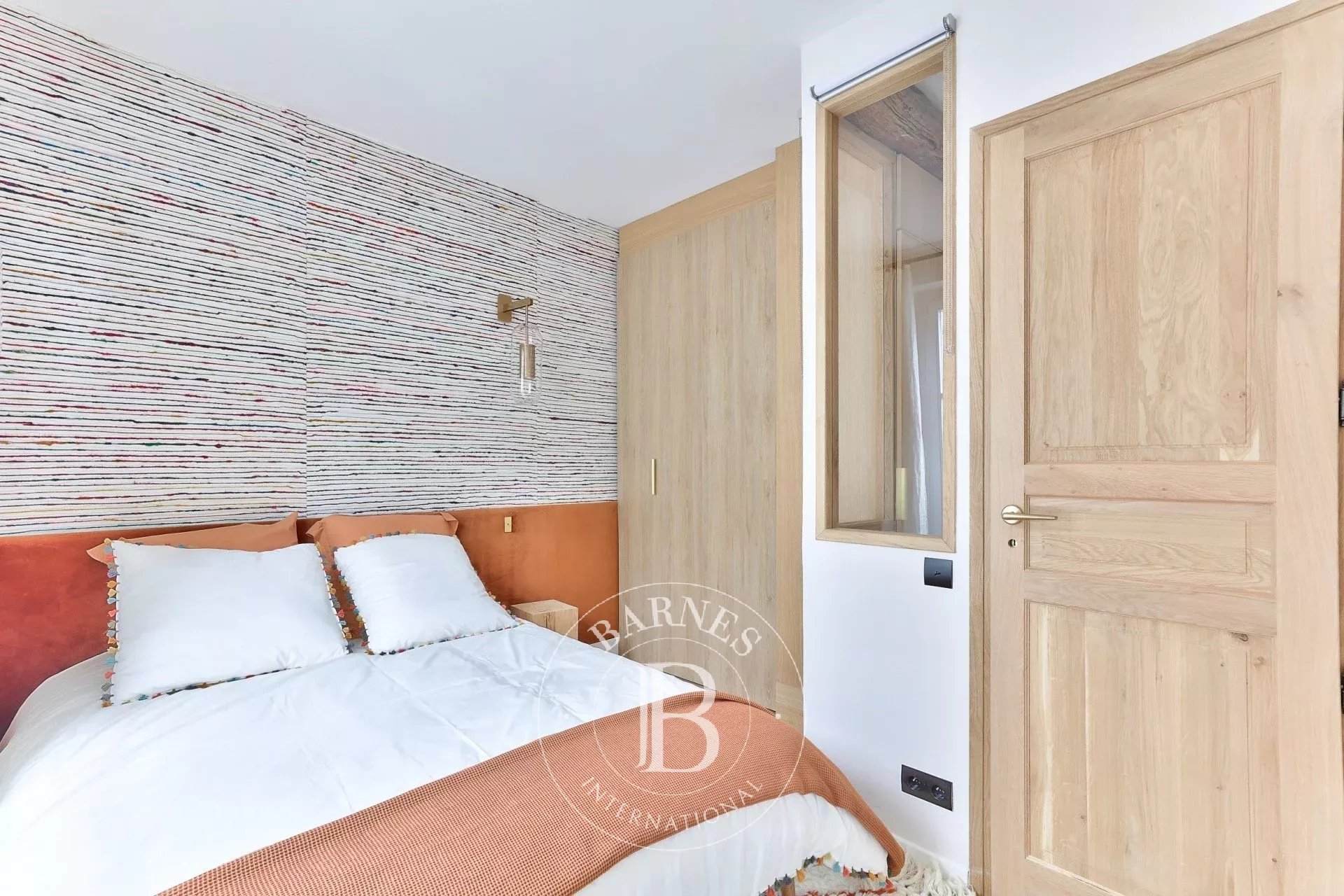 Daire Paris 3ème - picture 5