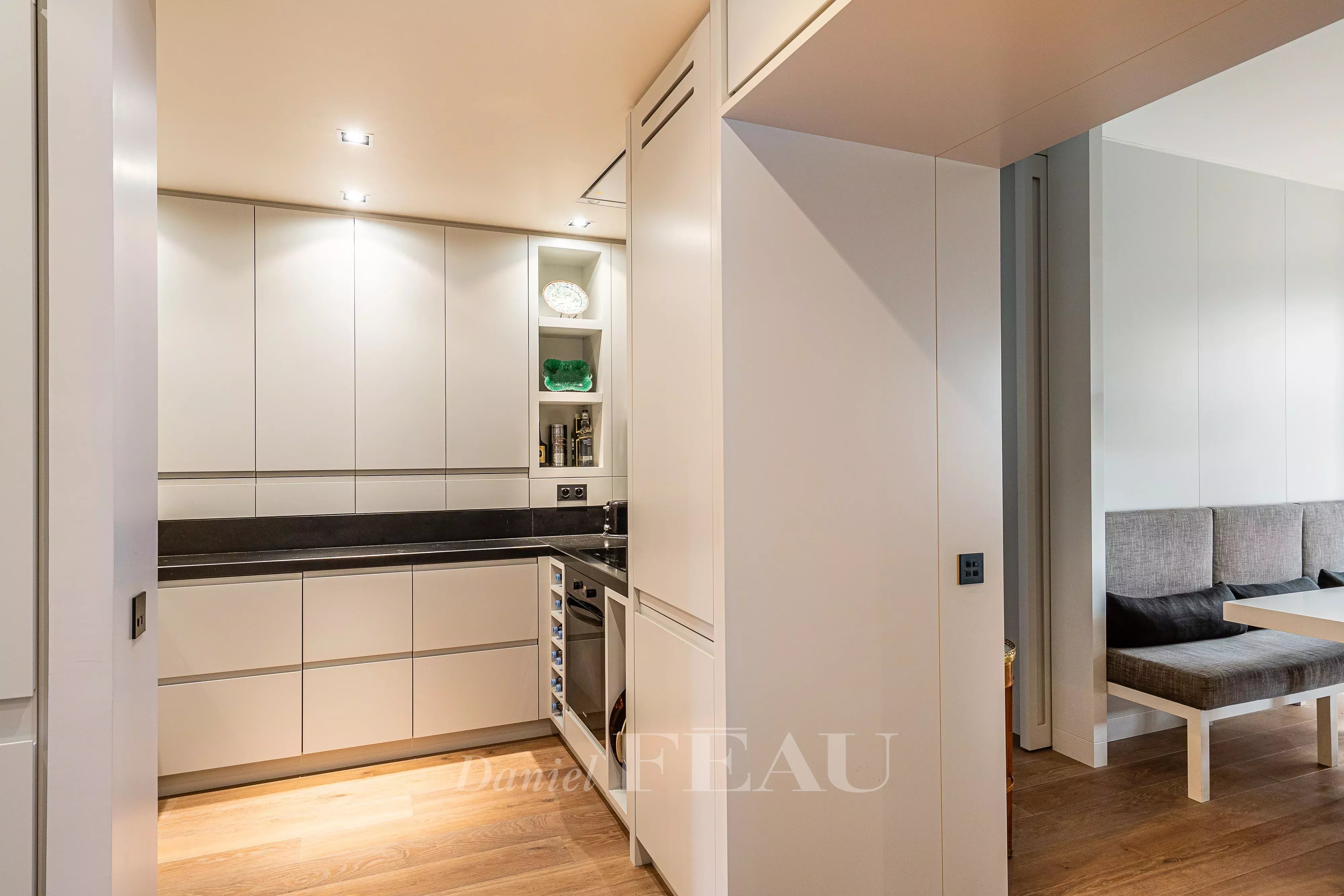Sale Apartment Neuilly-sur-Seine