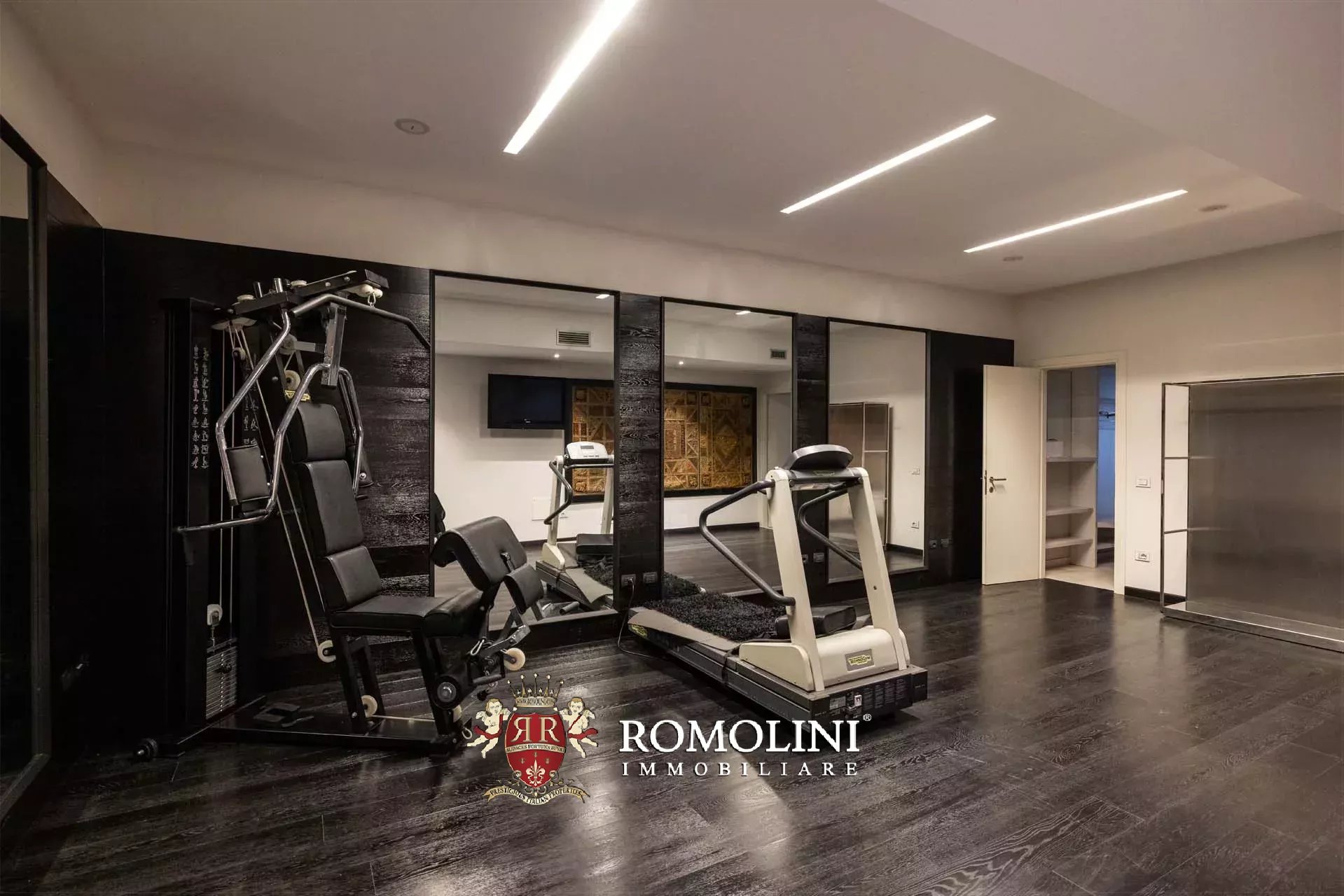 12 Bedroom Villa/Townhouse's Image 104