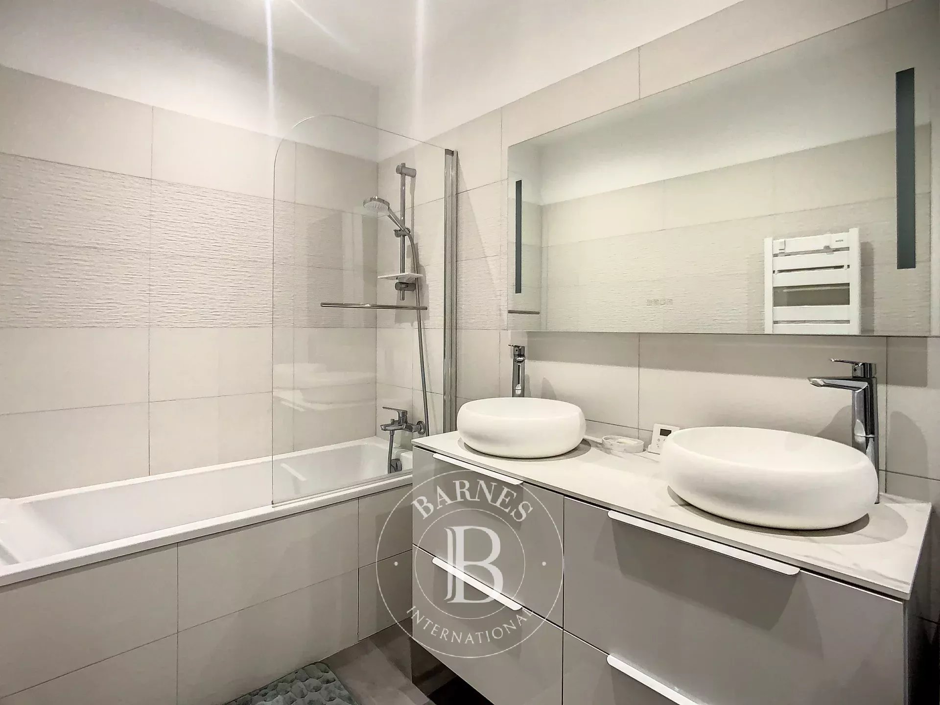 Daire Paris 18ème - picture 8