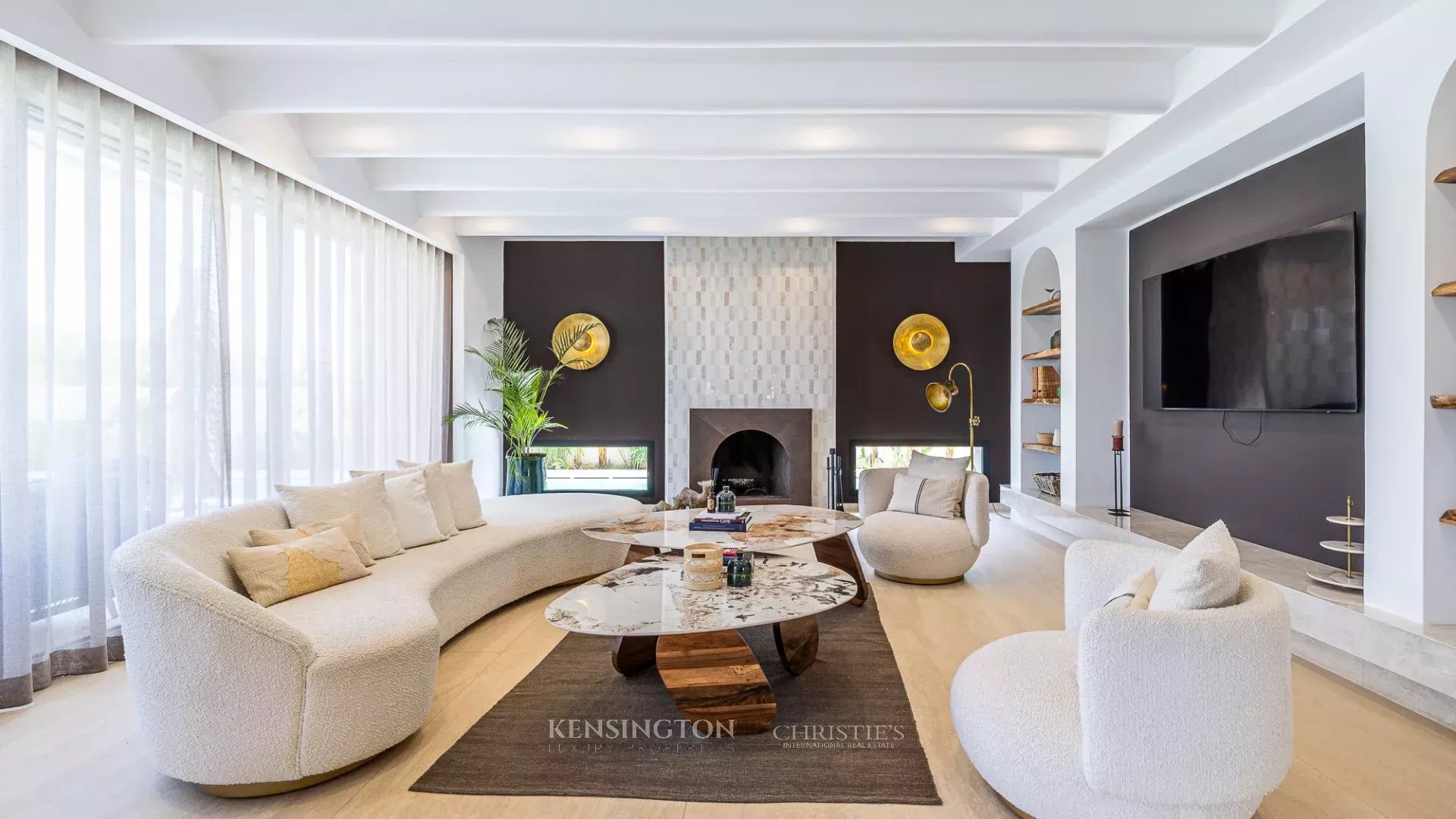 5 Bedroom Villa/Townhouse's Image 14