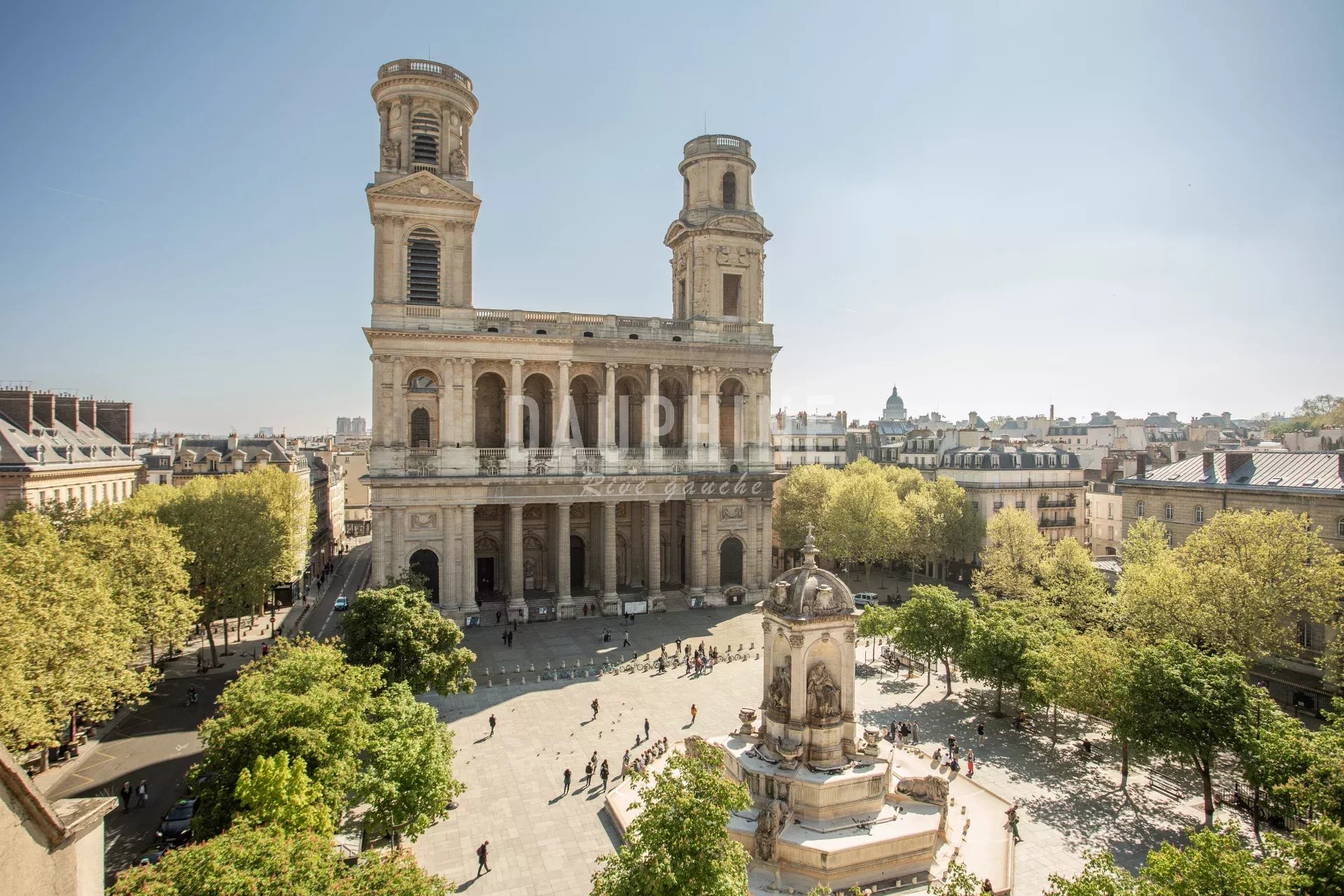 Agence immobilière de 