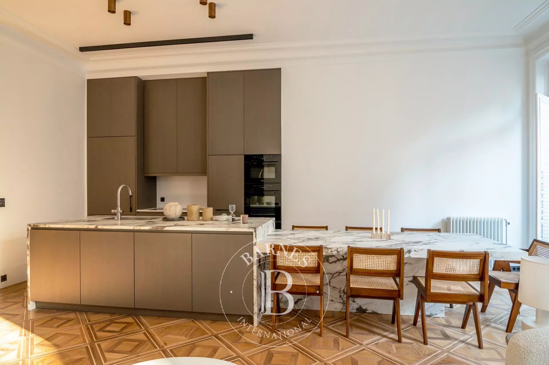 Daire Paris 16ème - picture 17