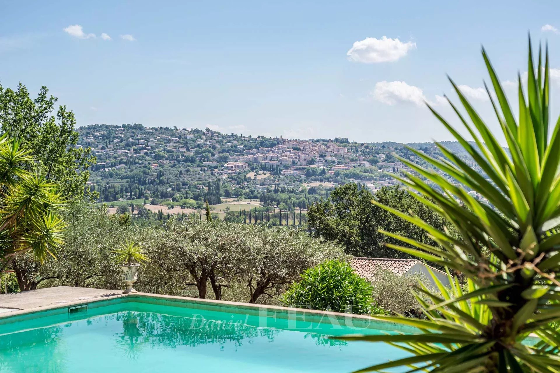 Fayence – A renovated stone-built property