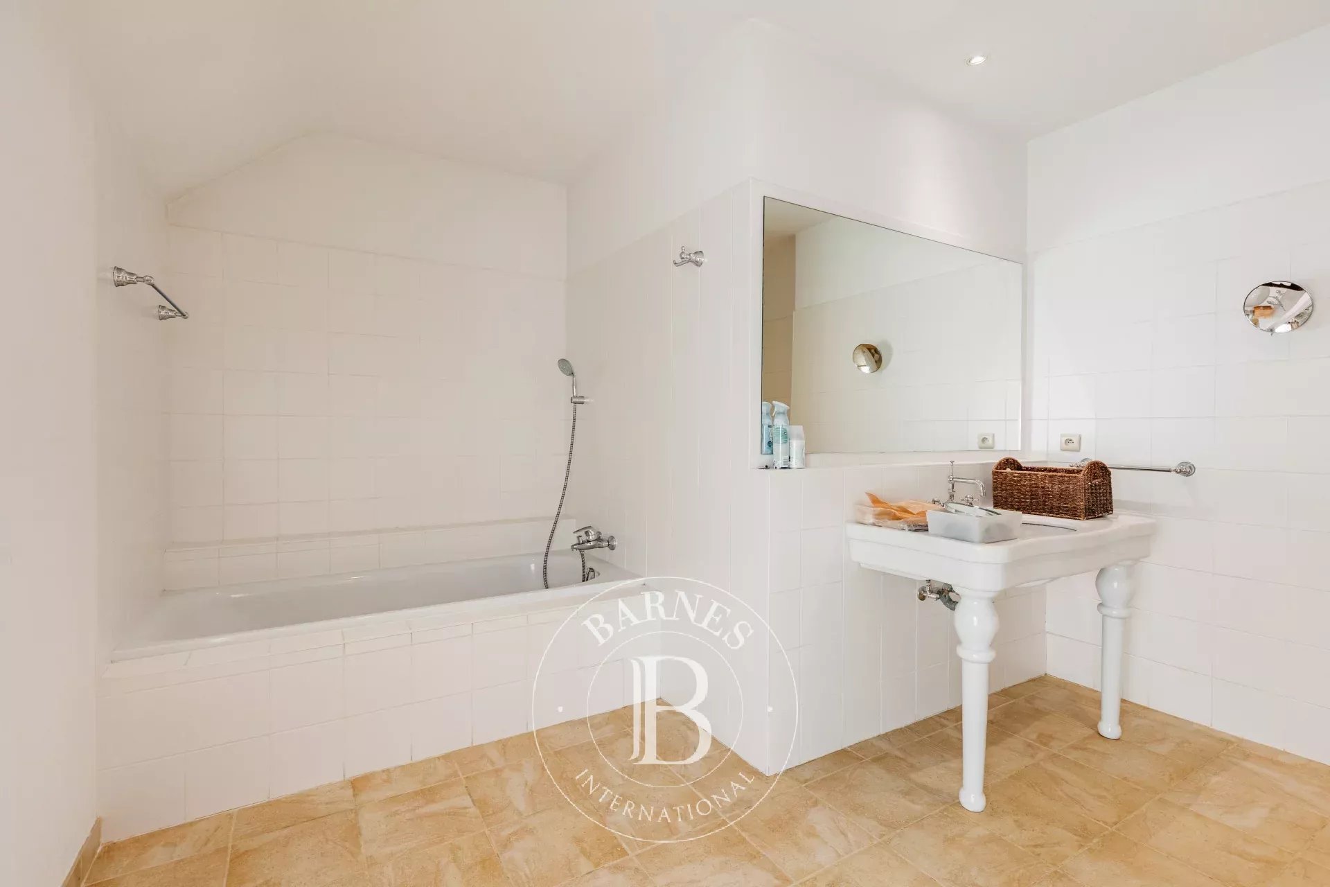 Ohain - Villa d’exception sur plus dun hectare de terrain