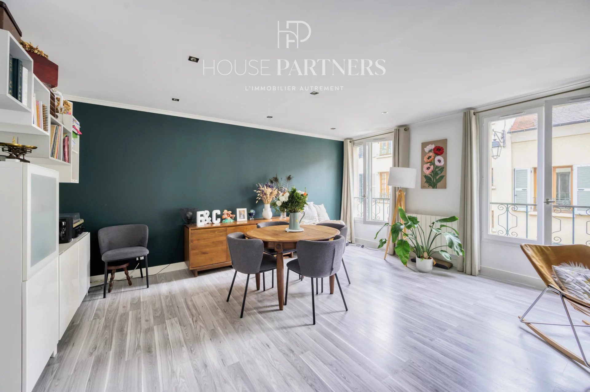 Agence immobilière de 