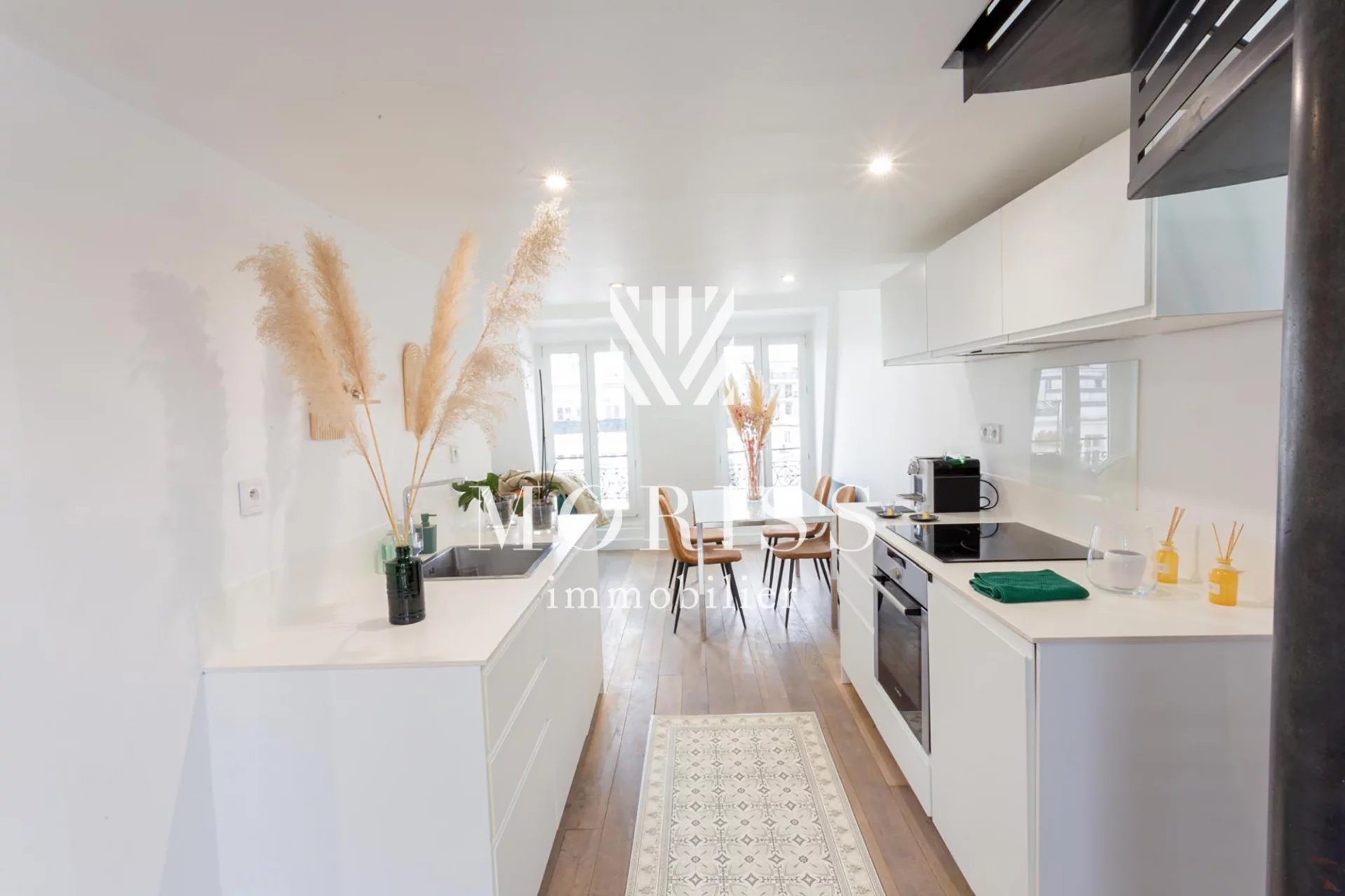 PARIS VII  CLERC / BOSQUET/ 2 PIECES / DERNIER ETAGE / VUE TOUR - Image Array