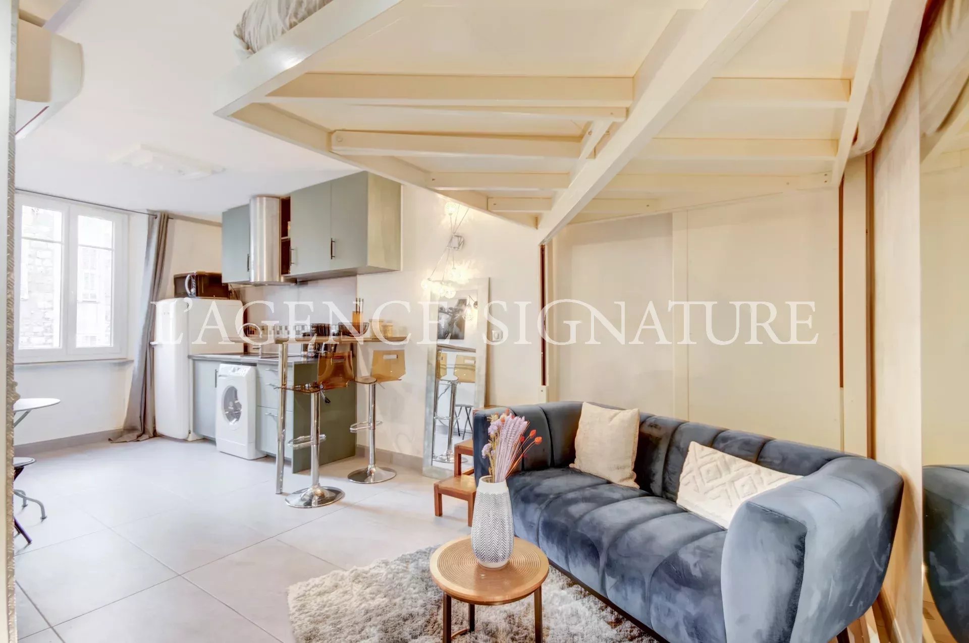 Agence immobilière de 