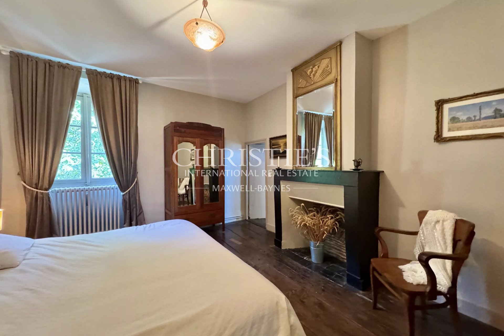 6 Bedroom Villa/Townhouse's Image 29