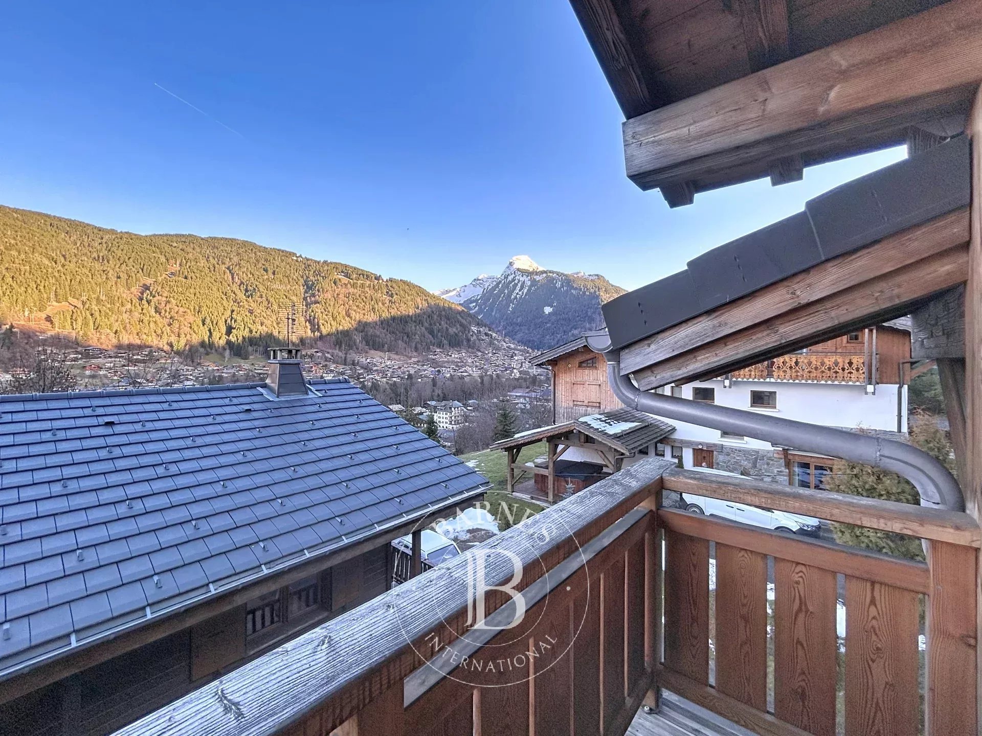 Photo of Morzine – Contemporary Chalet – 230 sqm – 7 Bedrooms – Mountain Views