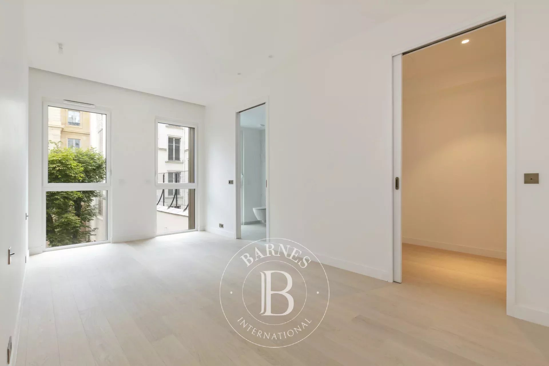 Daire Paris 8ème - picture 11