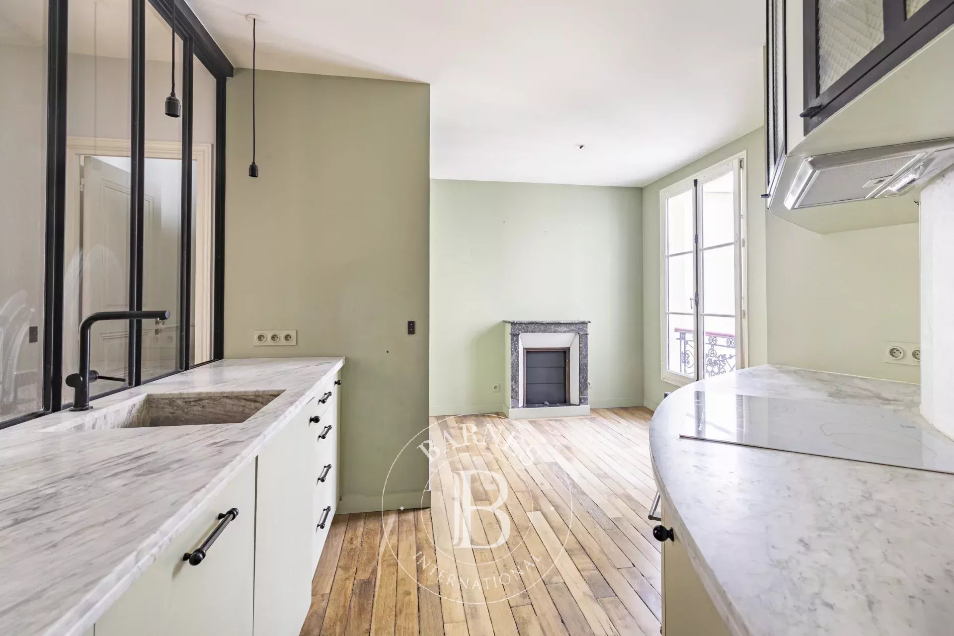 Daire Paris 7ème - picture 10