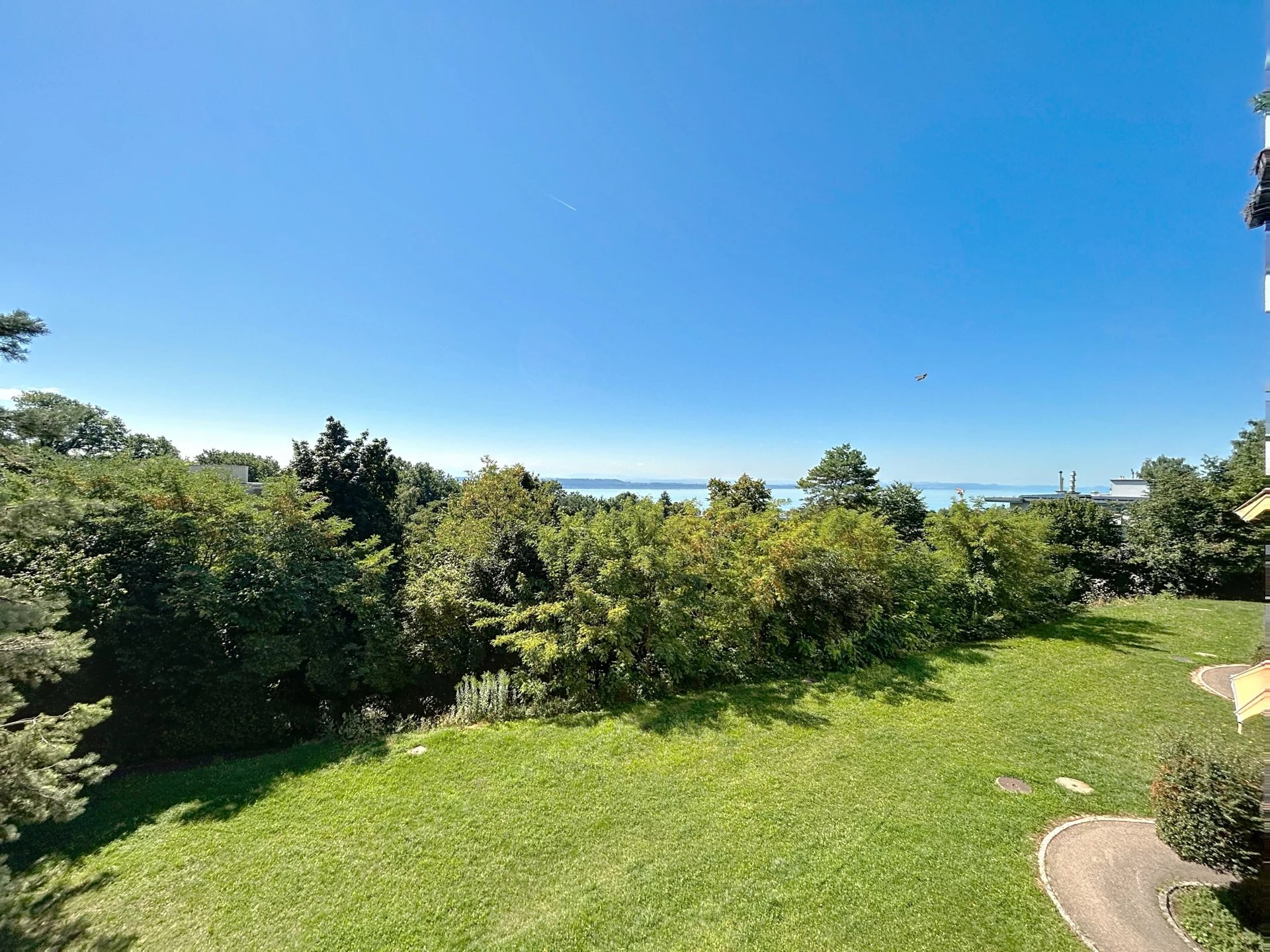 Appartement de 3.5 pièces avec un très beau dégagement