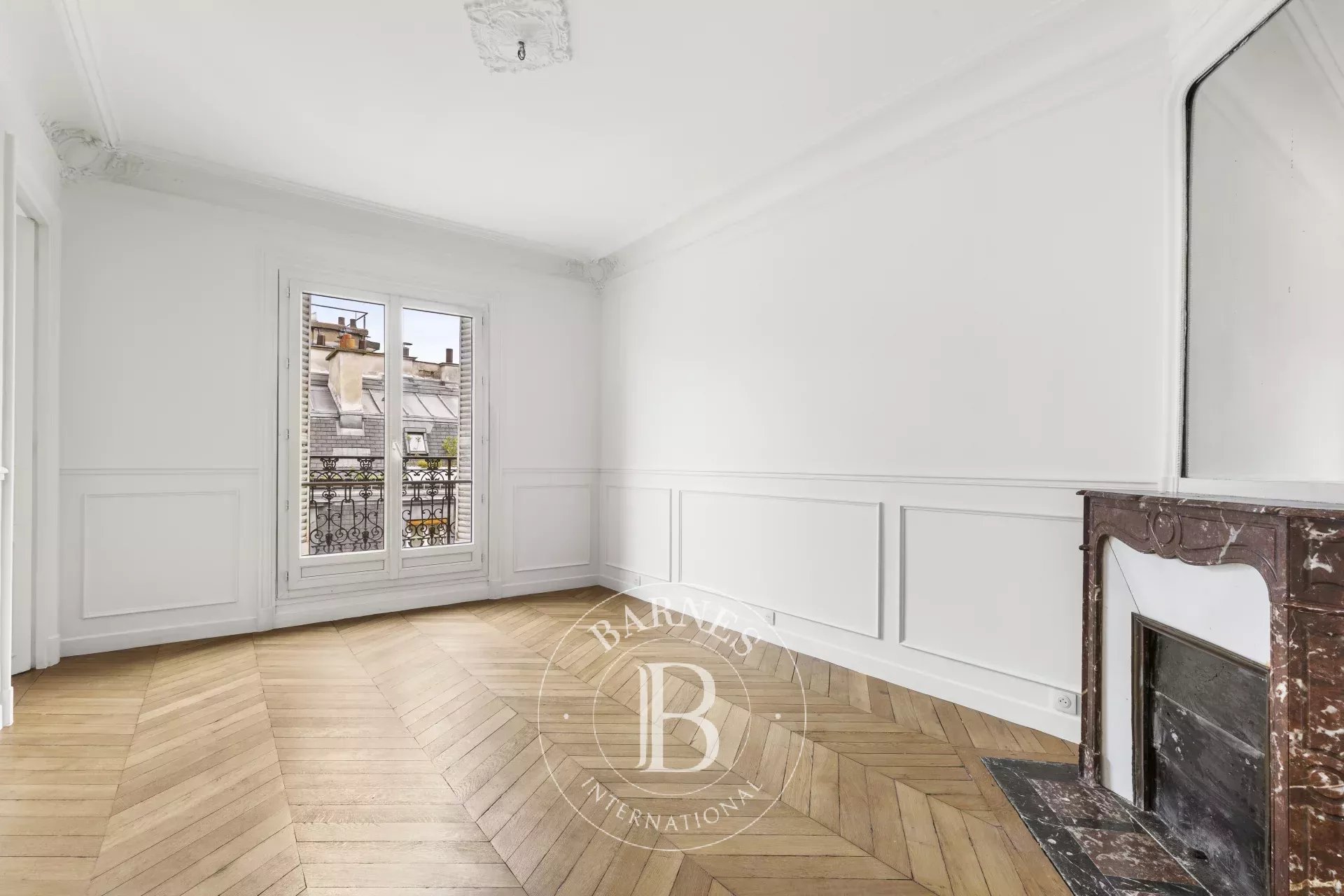 Daire Paris 3ème - picture 5