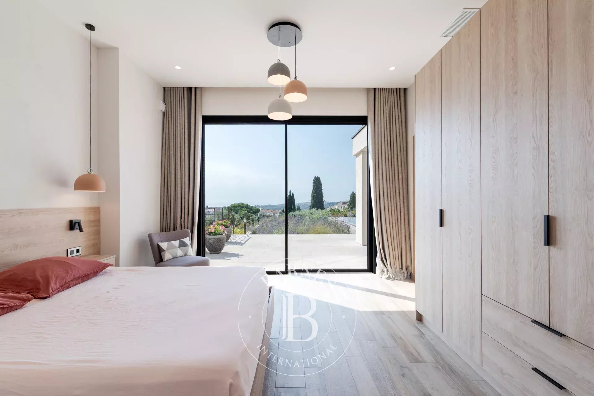 Walking distance from Biot - Stunning recent contemporary villa - Sea and village views - 6 bedrooms - picture 21