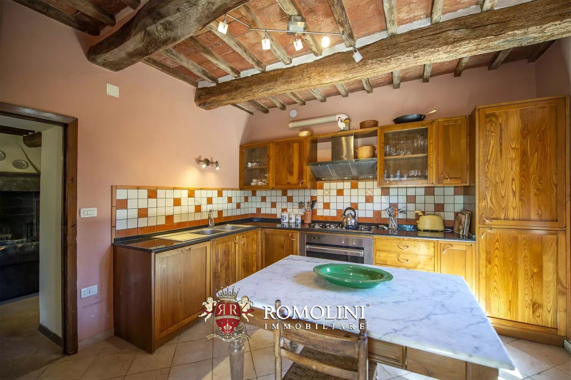 10 Bedroom Villa/Townhouse's Image 46