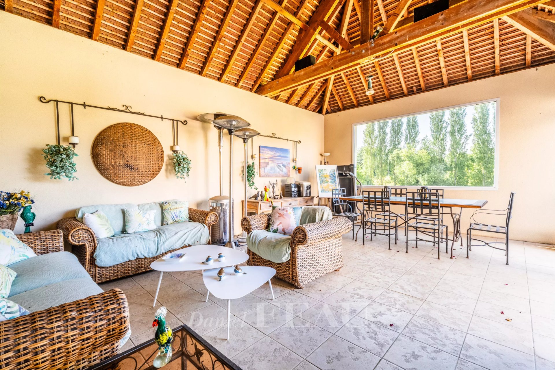 5 Bedroom Villa/Townhouse's Image 7