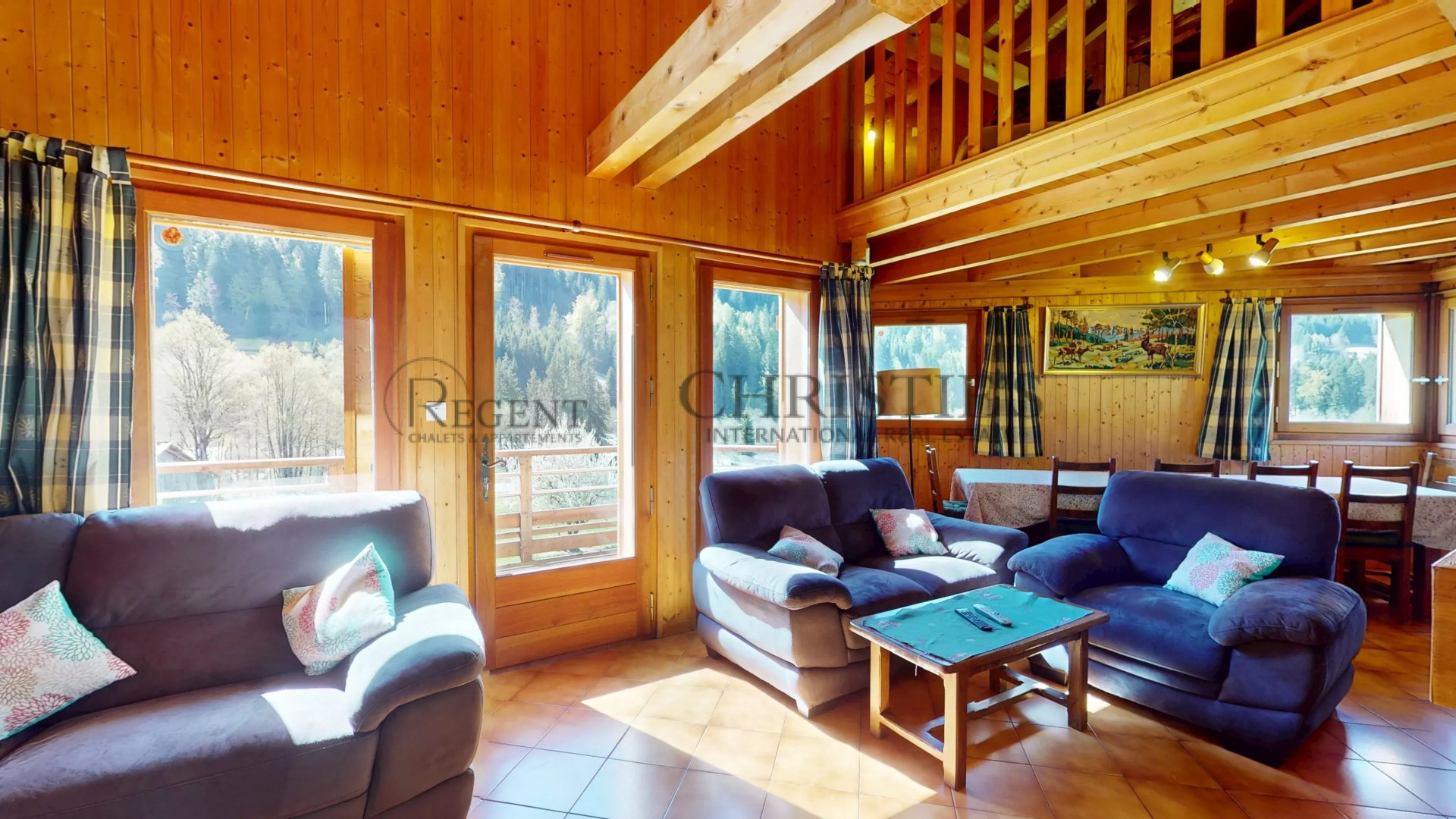 5 Bedroom Villa/Townhouse's Image 5