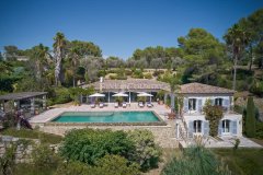 Luxury Villa for Sale in Mougins | Prestigious Family Estate — photo 1 of 7