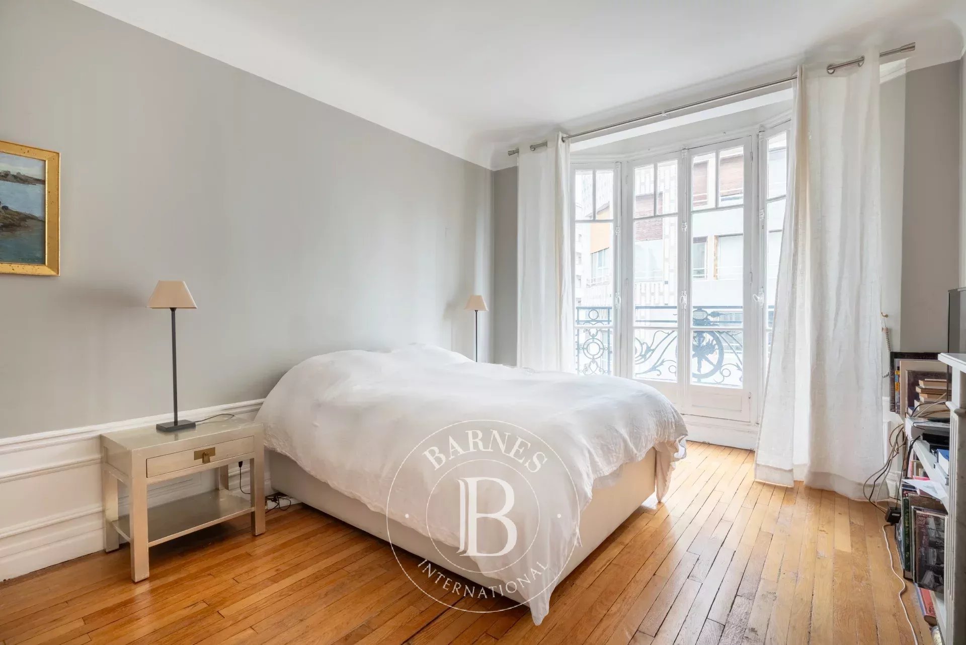 Paris  - Apartment 4 Bedrooms - picture 11