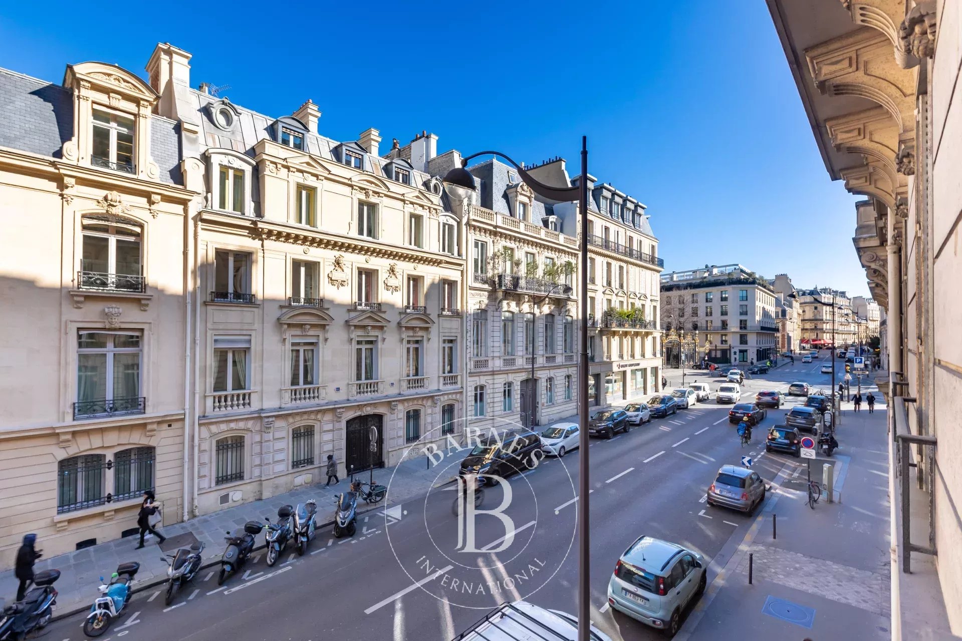 Daire Paris 8ème - picture 10