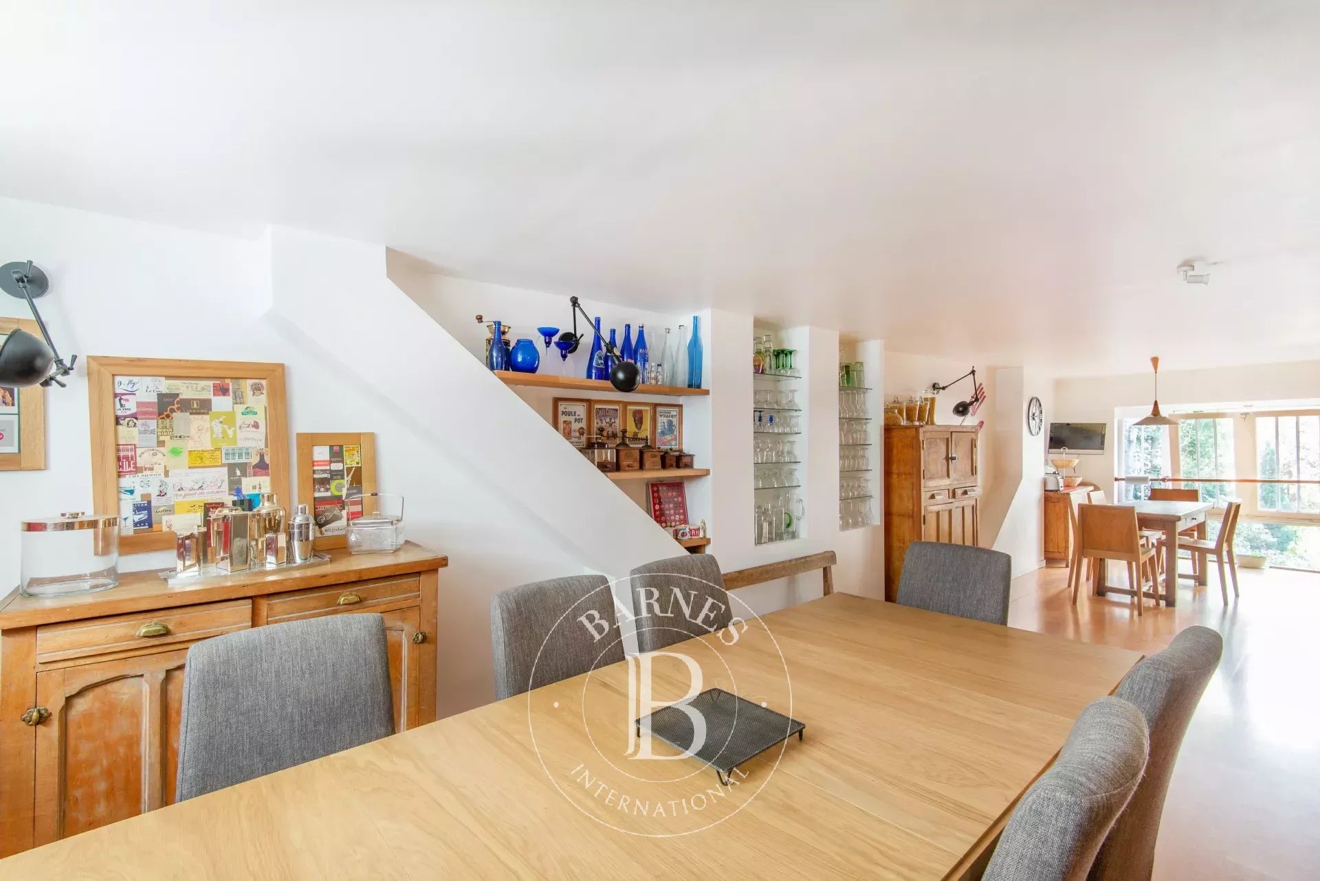 Ev Vanves - picture 15