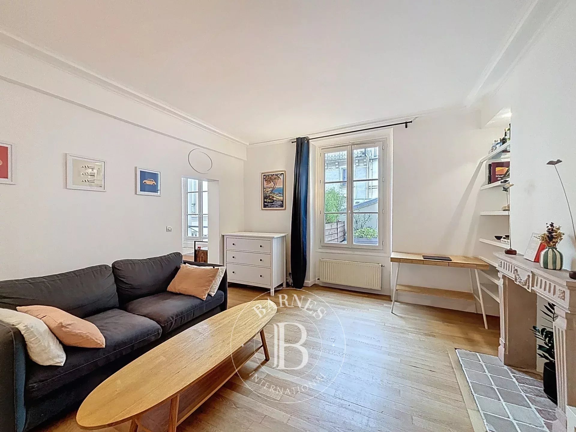 The rental department at... - picture 2