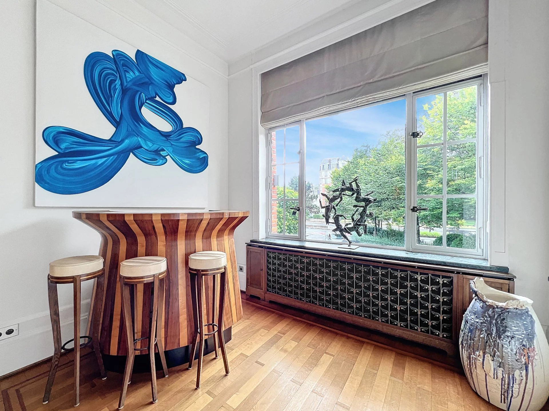 Square Vergote - Mooi geklasseerd huis met tuin en garage