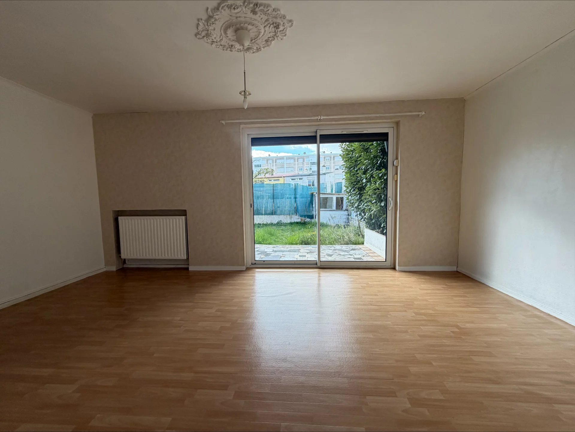 2681592 Location Meyzieu