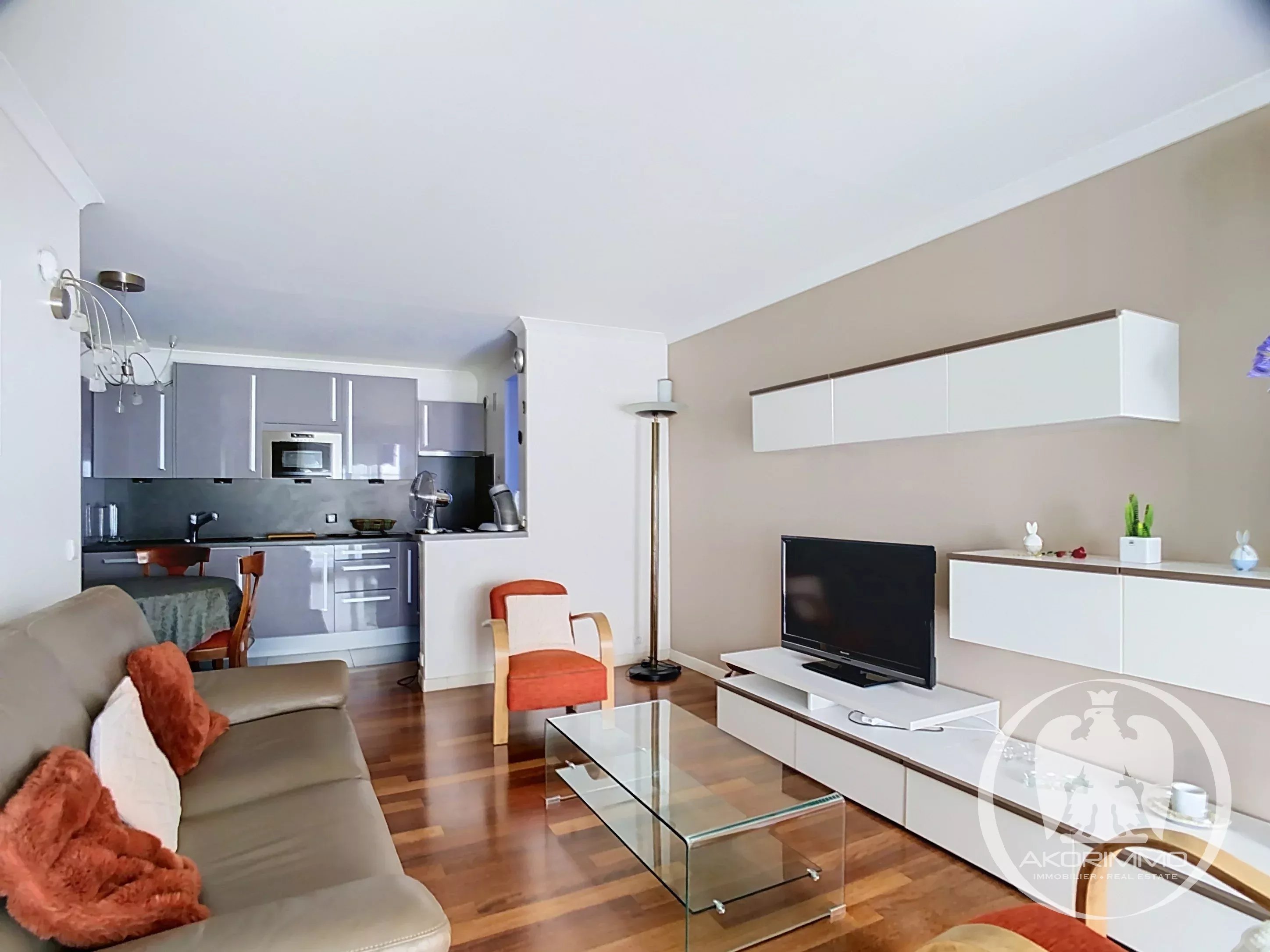 Bel appartement meublé 2 chambres à Saint Roch, Nice