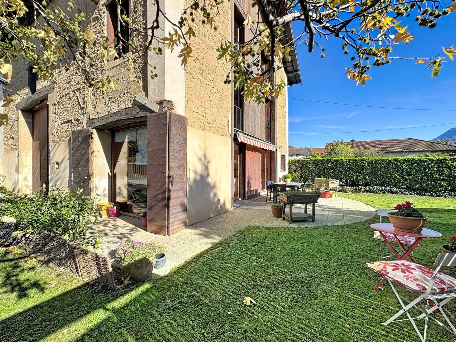 Belle Familiale, au calme avec vue panoramique sur les Alpes
