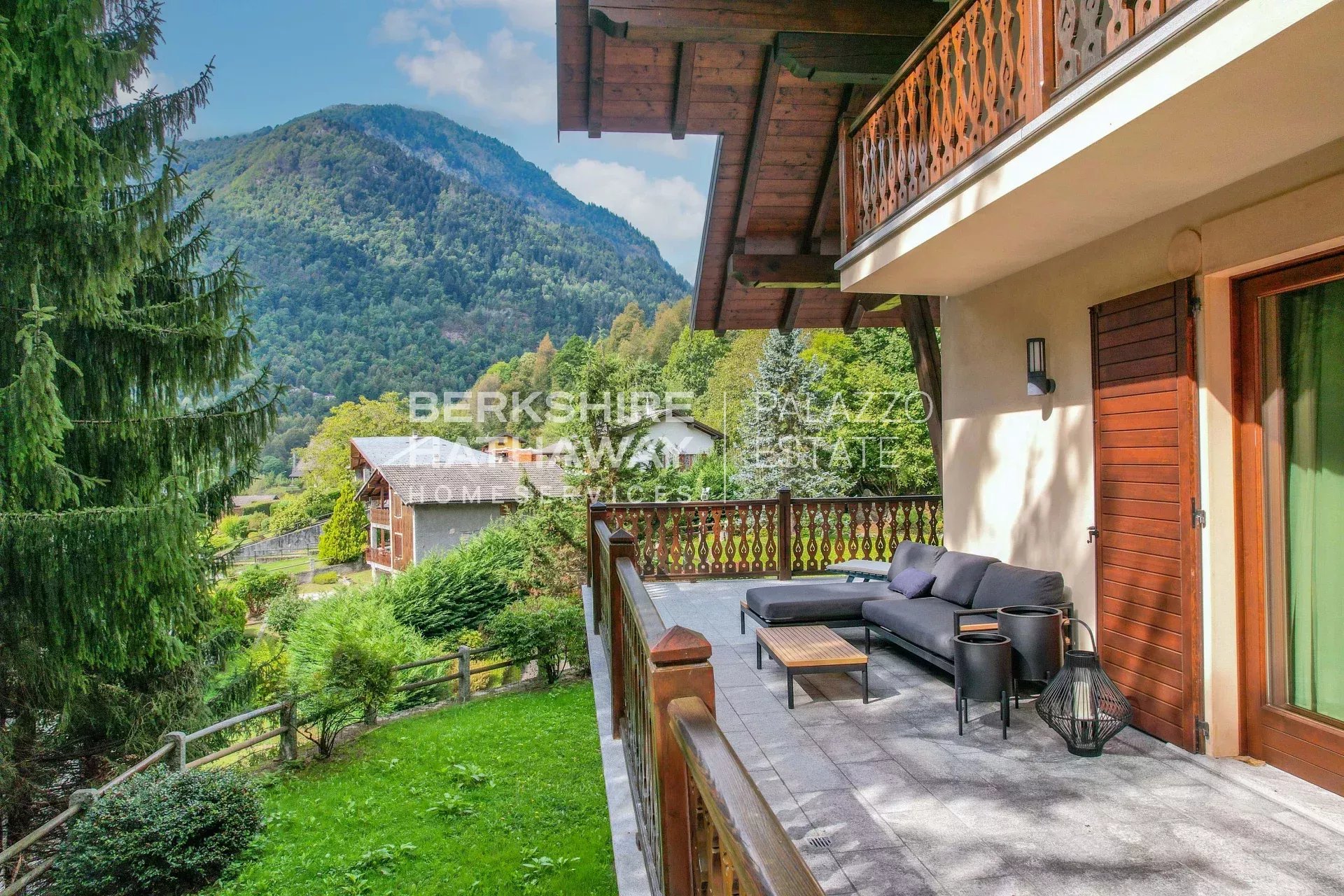 Villa in Piode - Image 2
