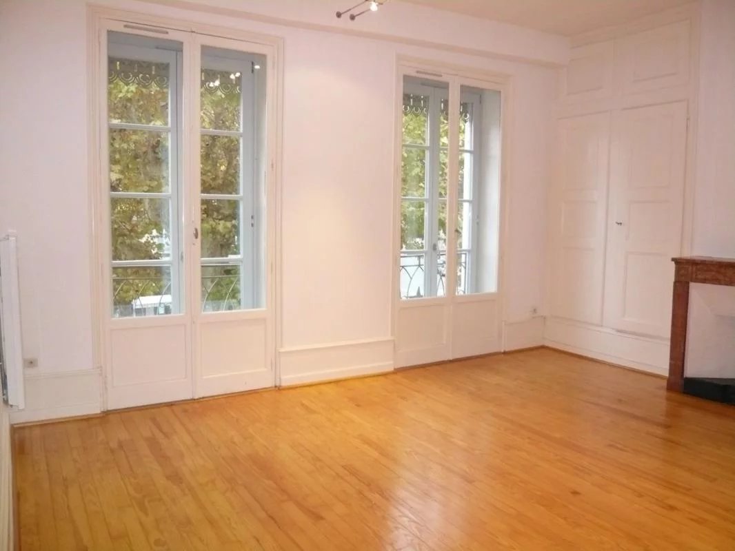 Location Appartement Crémieu