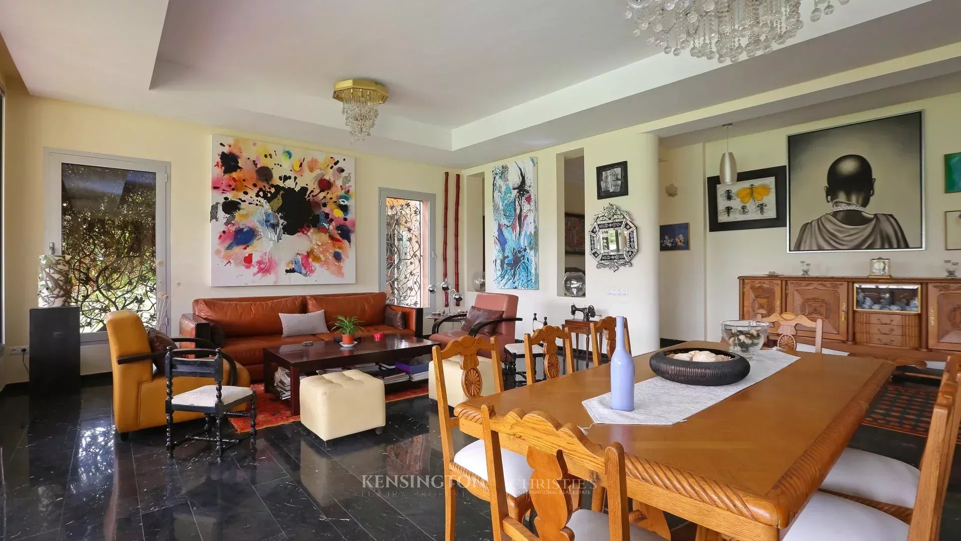 4 Bedroom Villa/Townhouse's Image 8