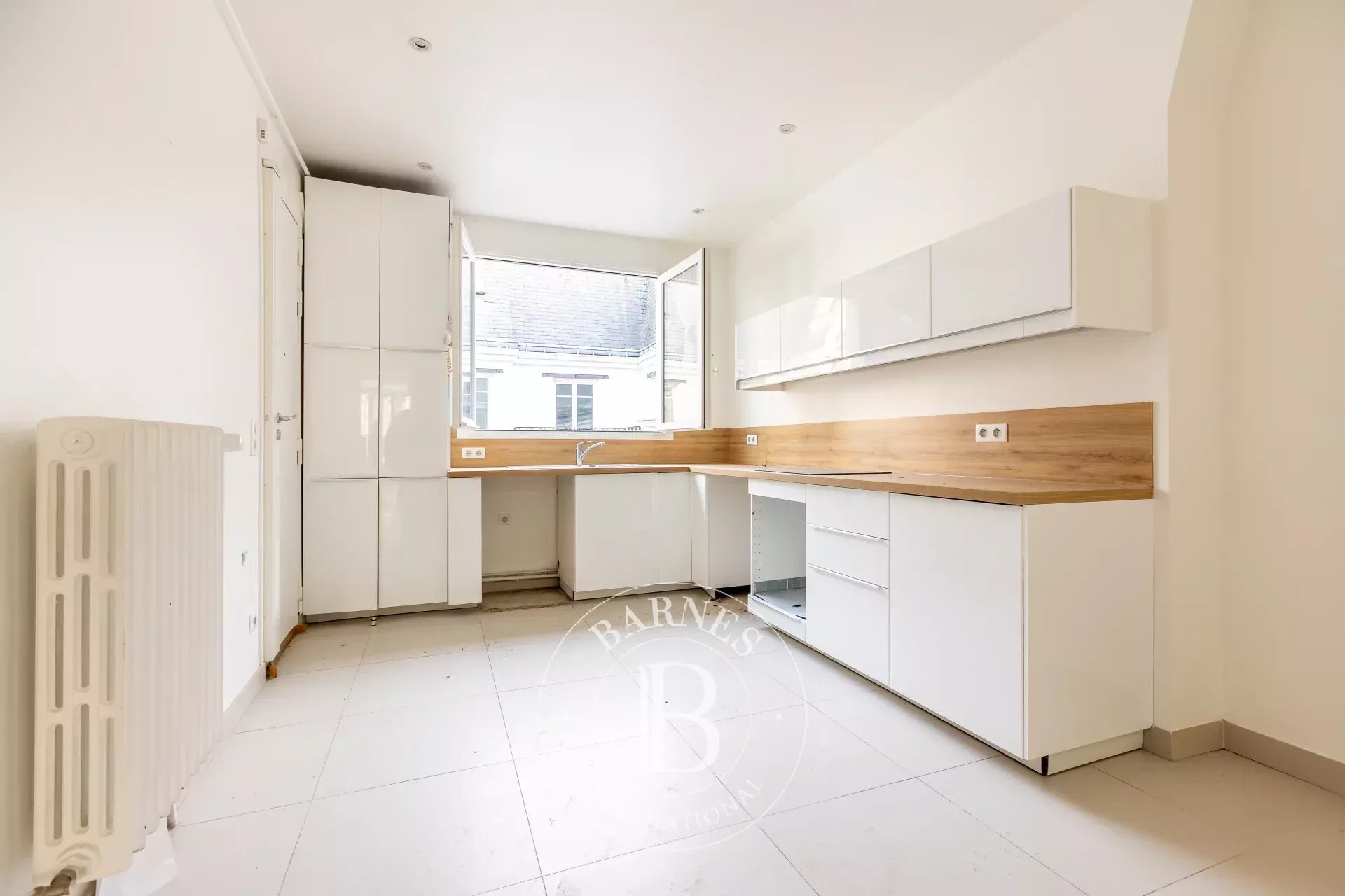 Daire Paris 8ème - picture 16